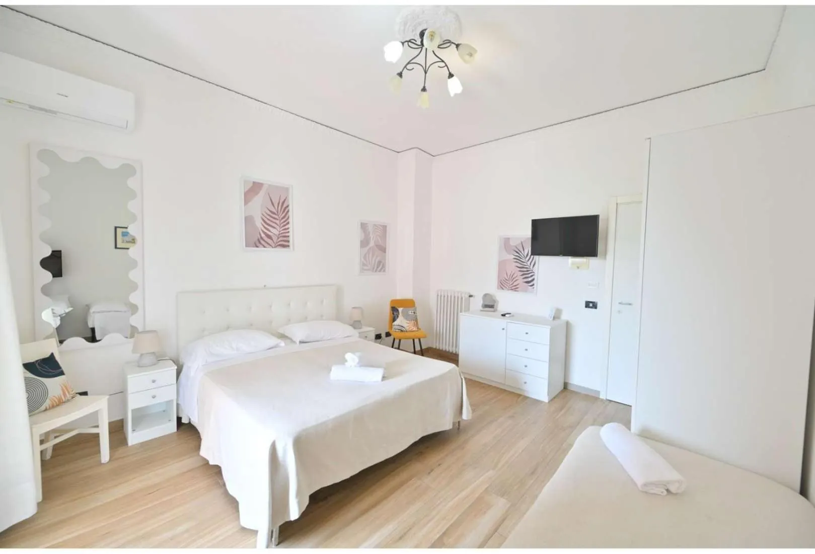 Bed in Charme Hotel La Villa Tina