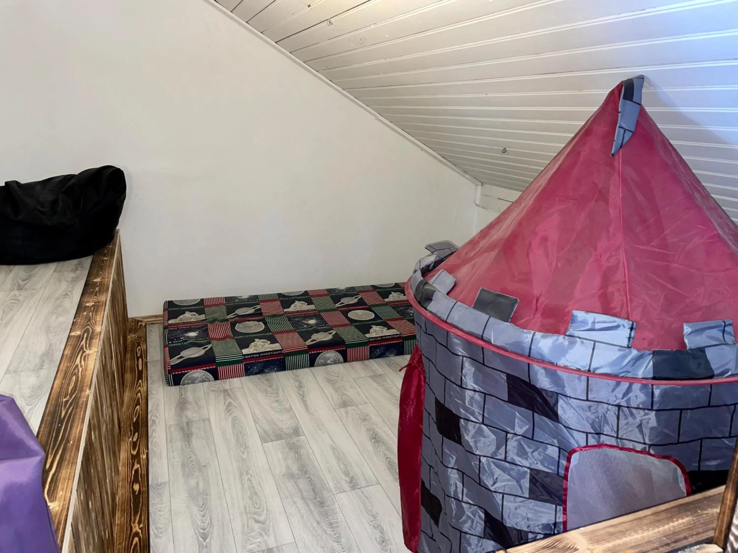 Bedroom, Bed in Hestkær Family Rooms