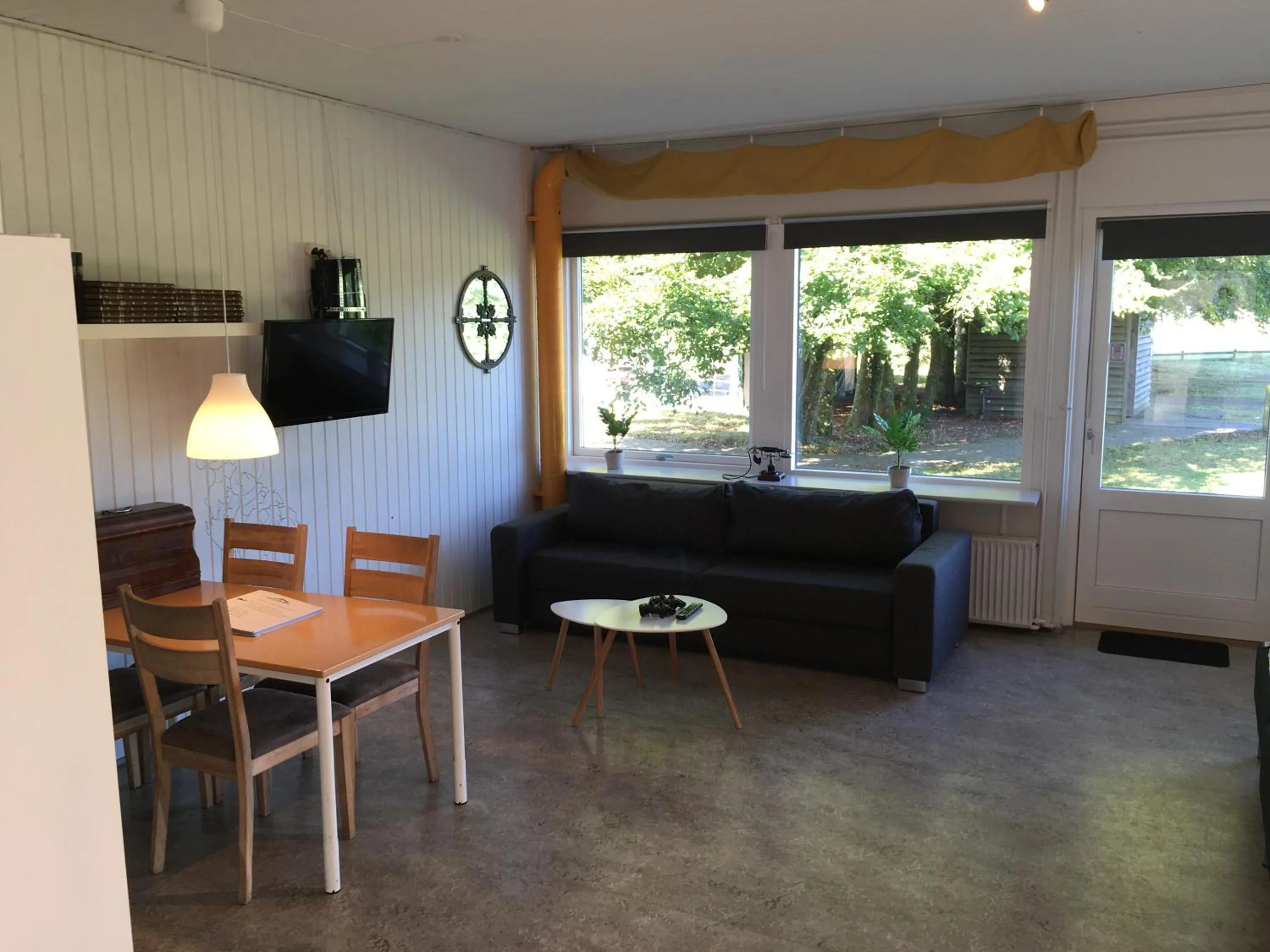 Living room in Hestkær Family Rooms