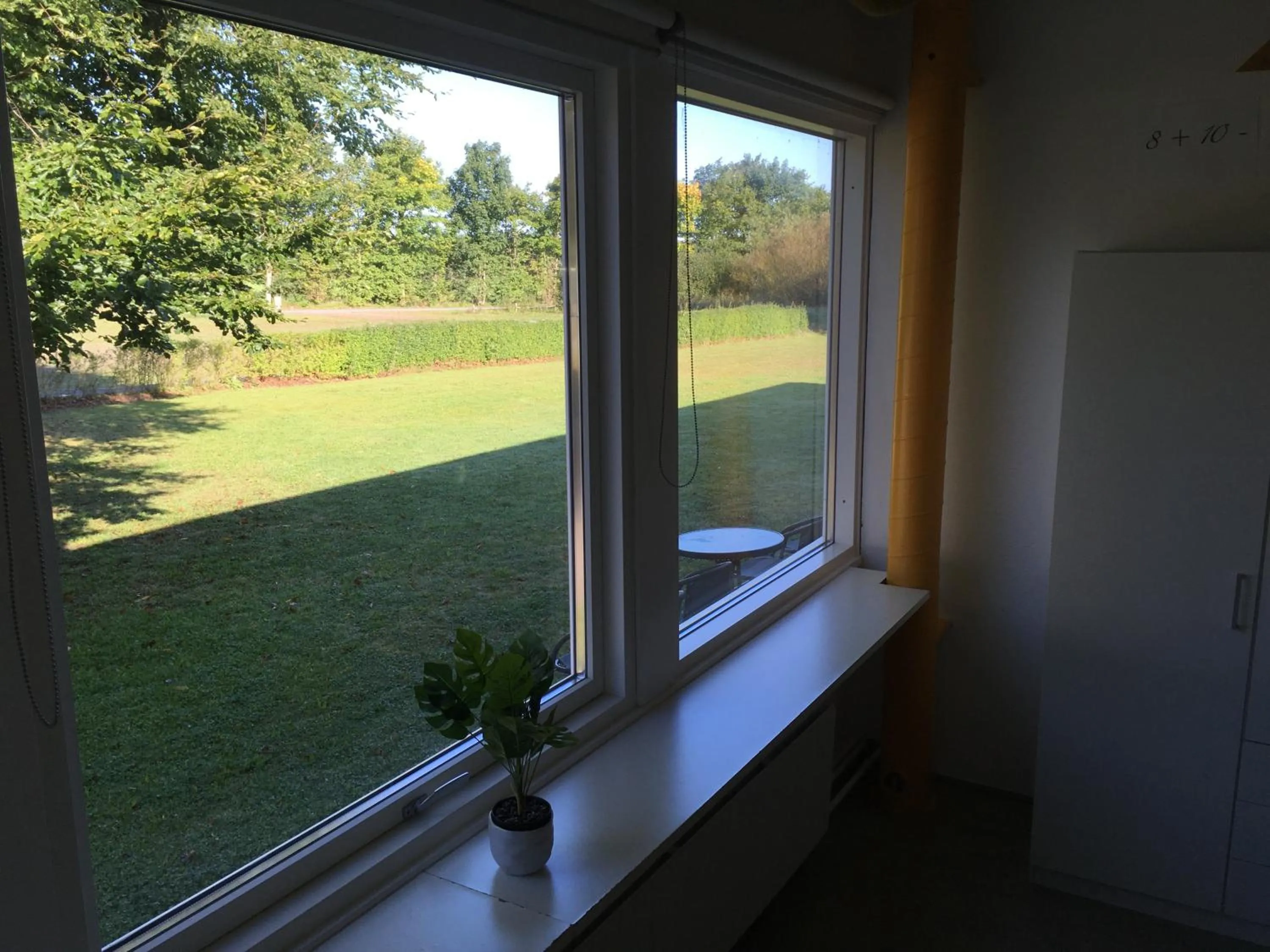 Garden view in Hestkær Family Rooms