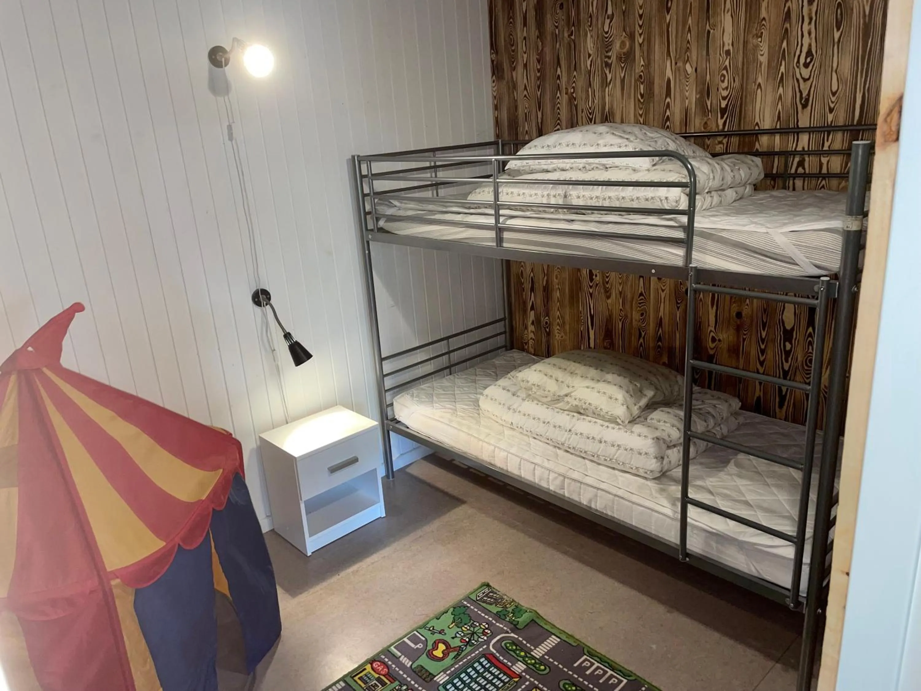 Bedroom, Bed in Hestkær Family Rooms