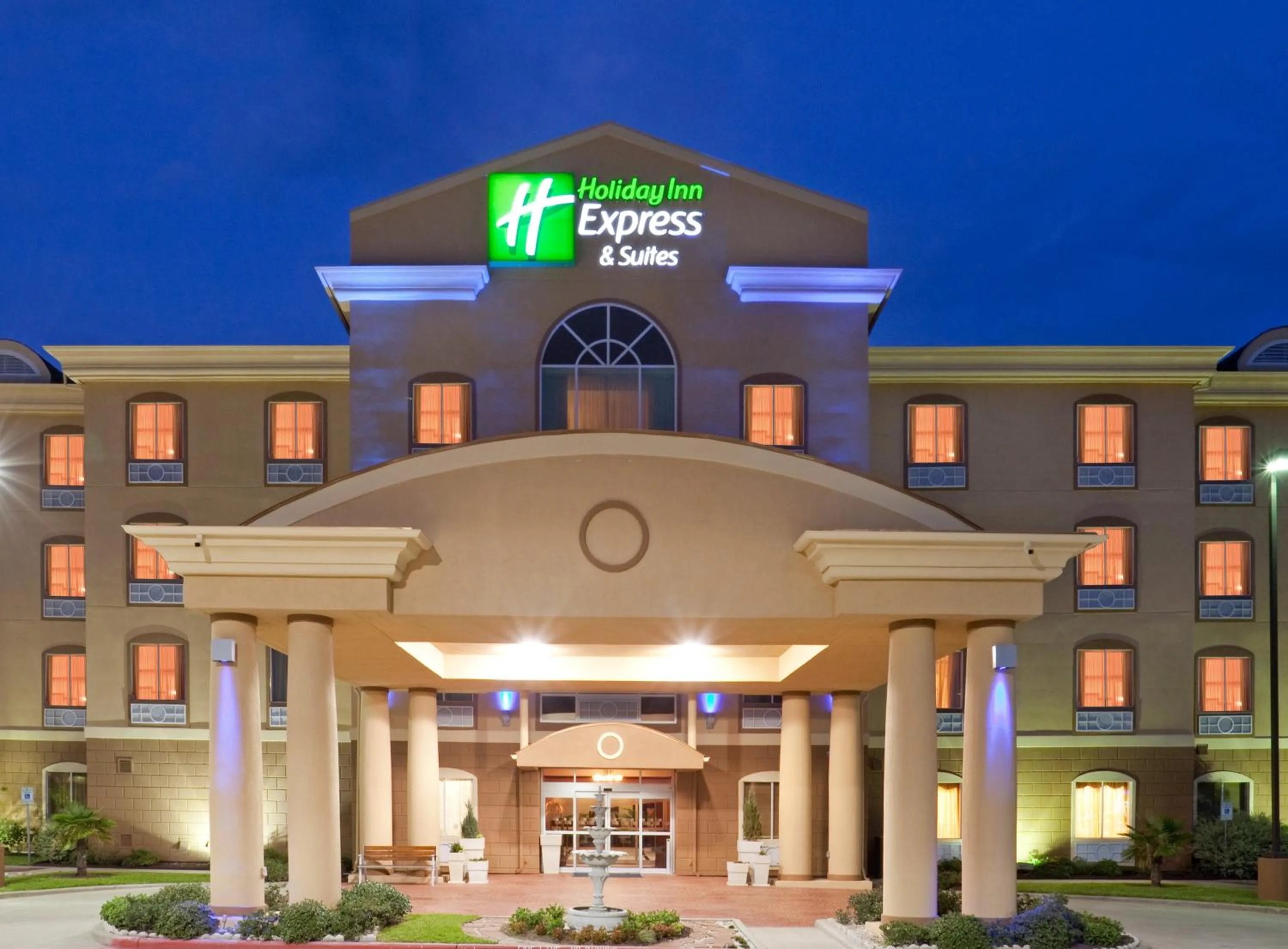 Property building in Holiday Inn Express Hotel & Suites Terrell by IHG