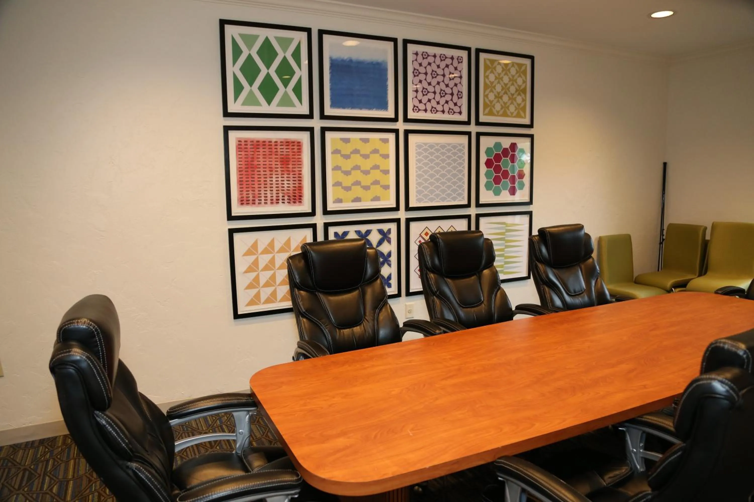 Meeting/conference room in Holiday Inn Express Hotel & Suites Greenville by IHG