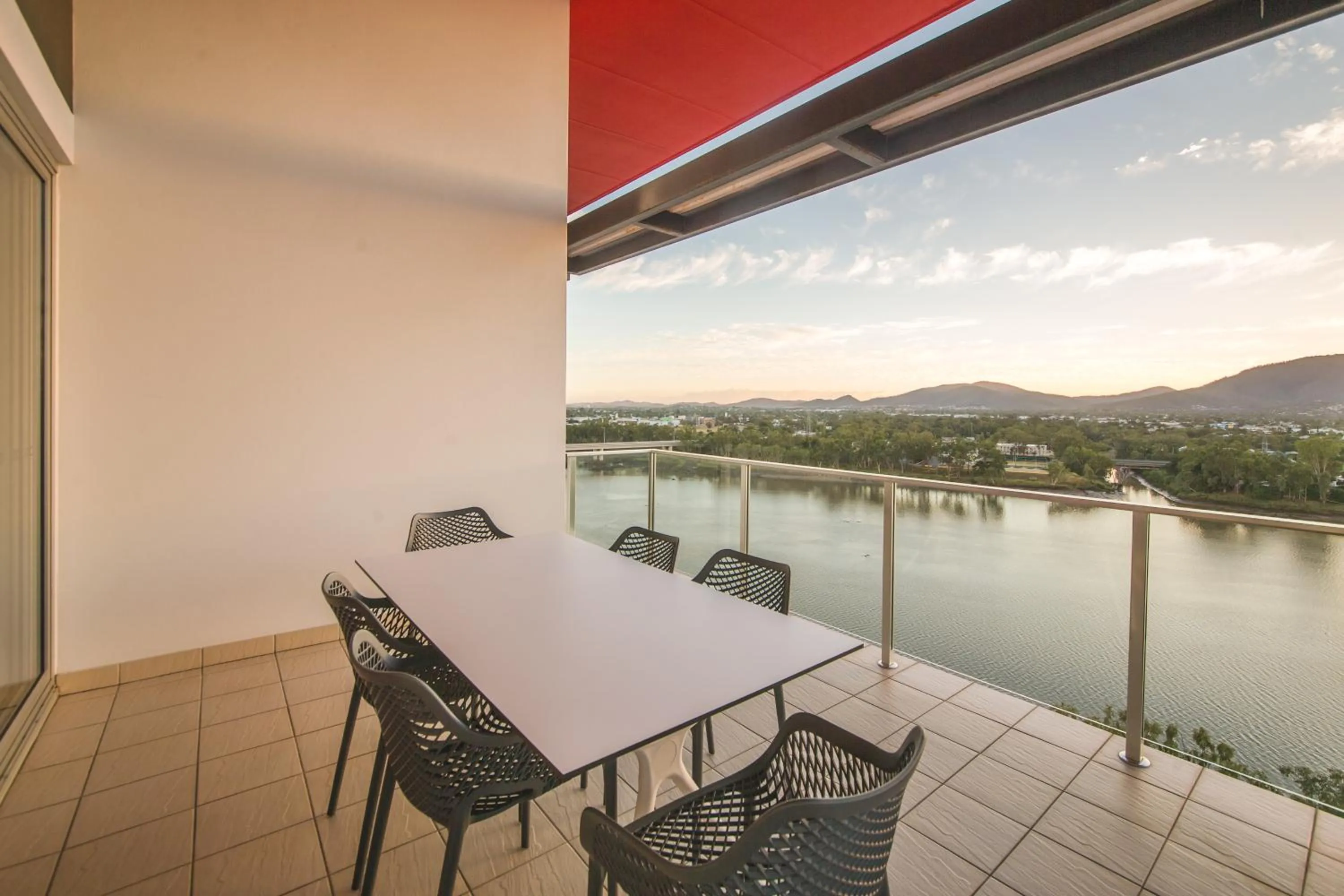 Patio in Edge Apartment Hotel