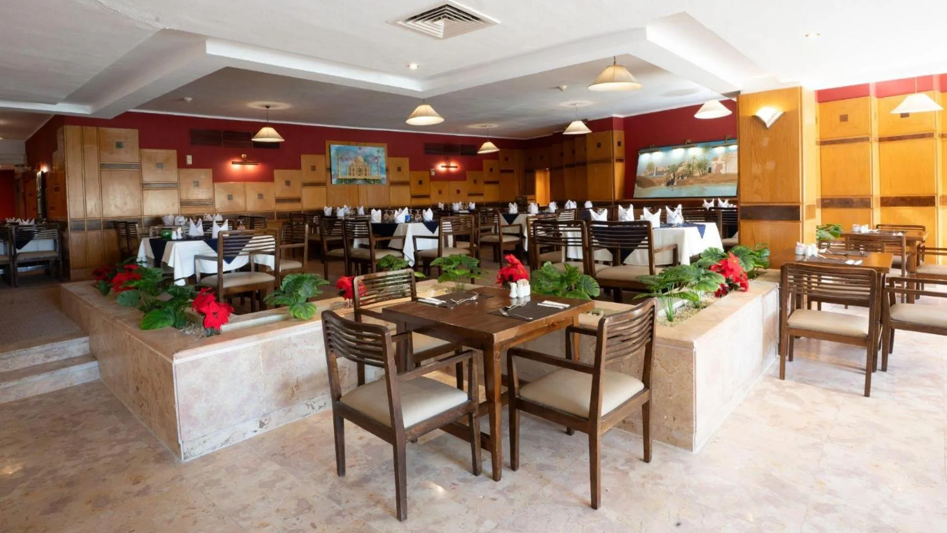 Restaurant/places to eat in Sunny Days Mirette Family Resort