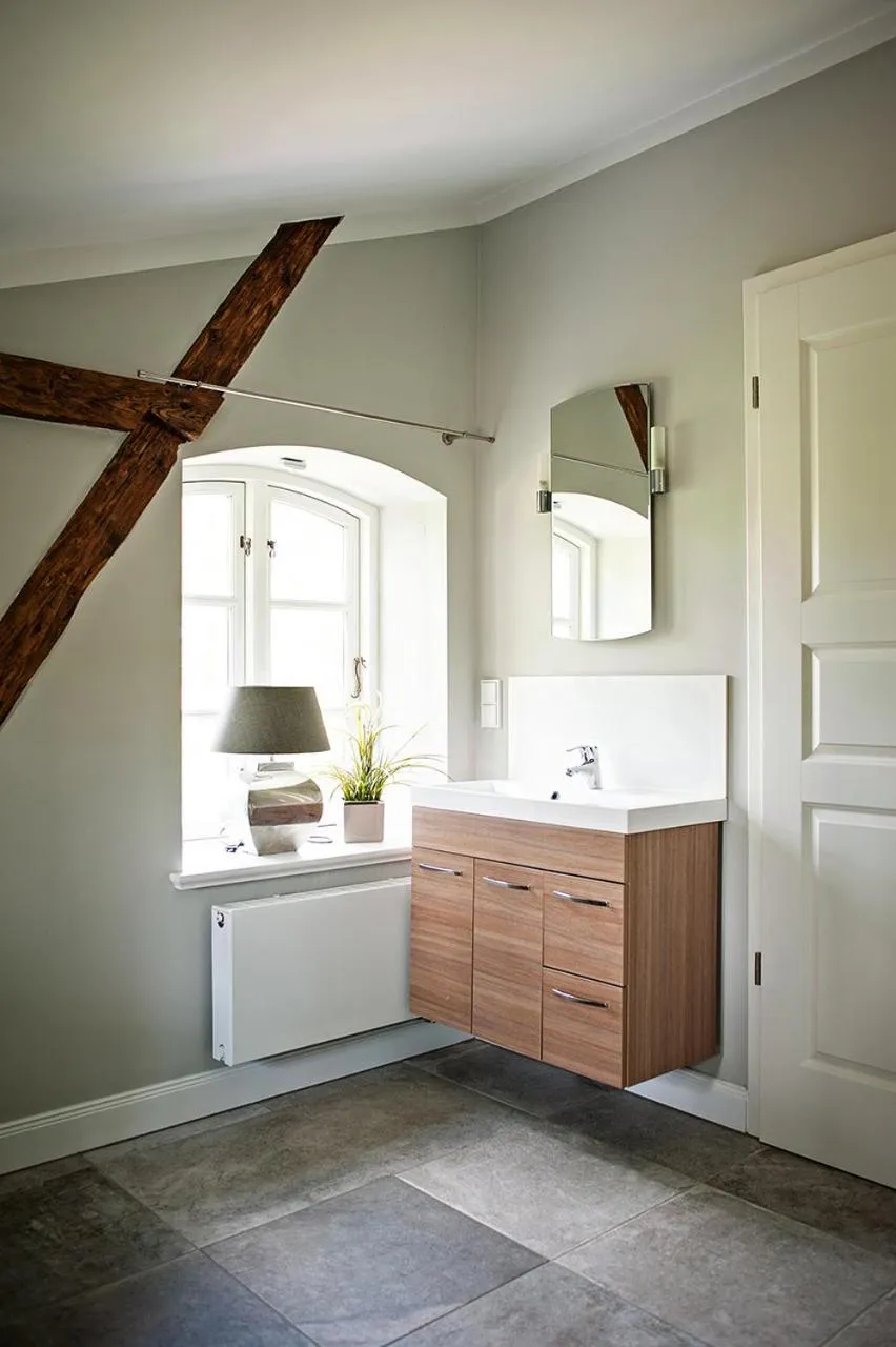 Shower in Herrenhaus Gut Neuruppersdorf