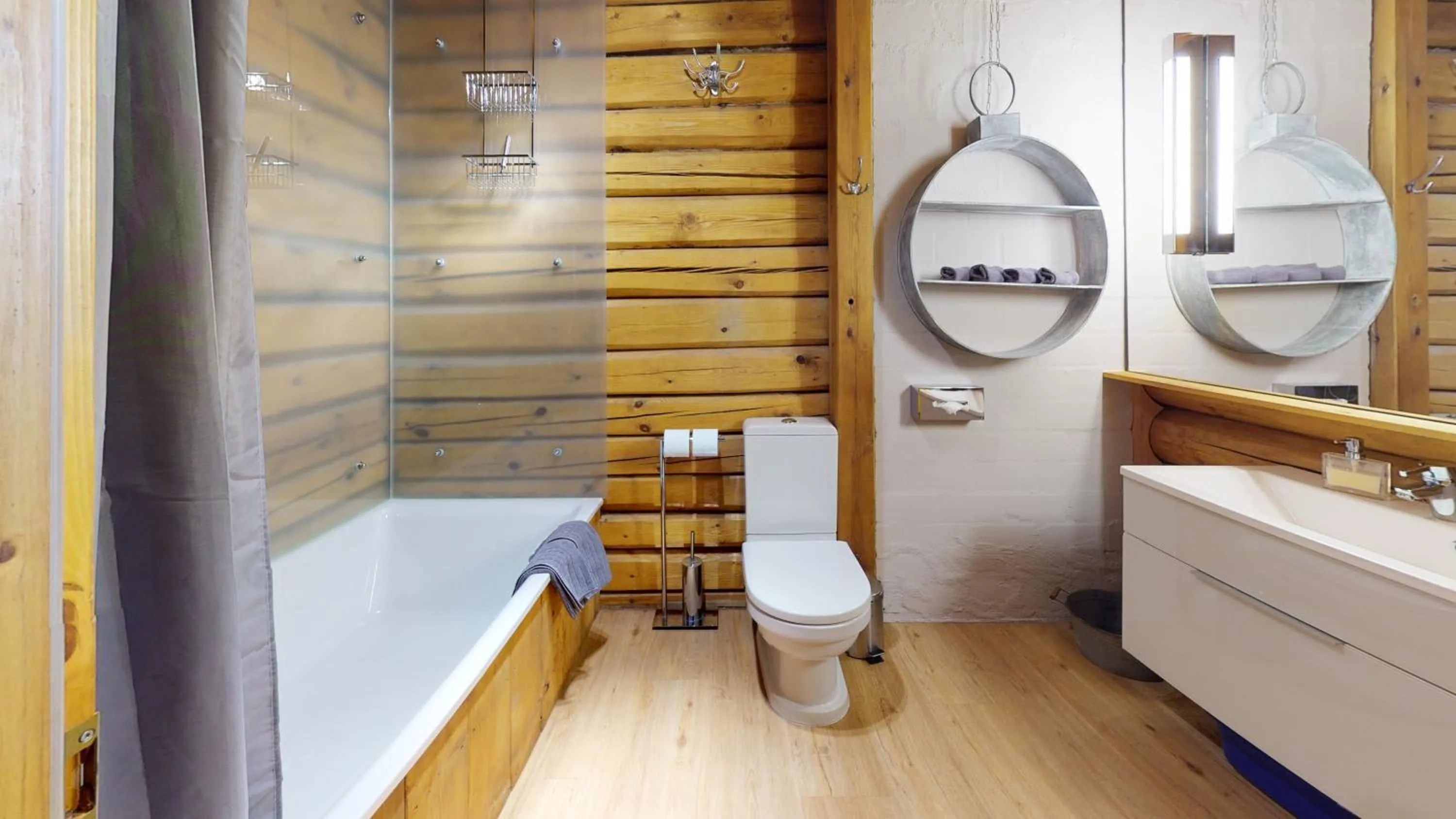 Bathroom in Herrenhaus Gut Neuruppersdorf