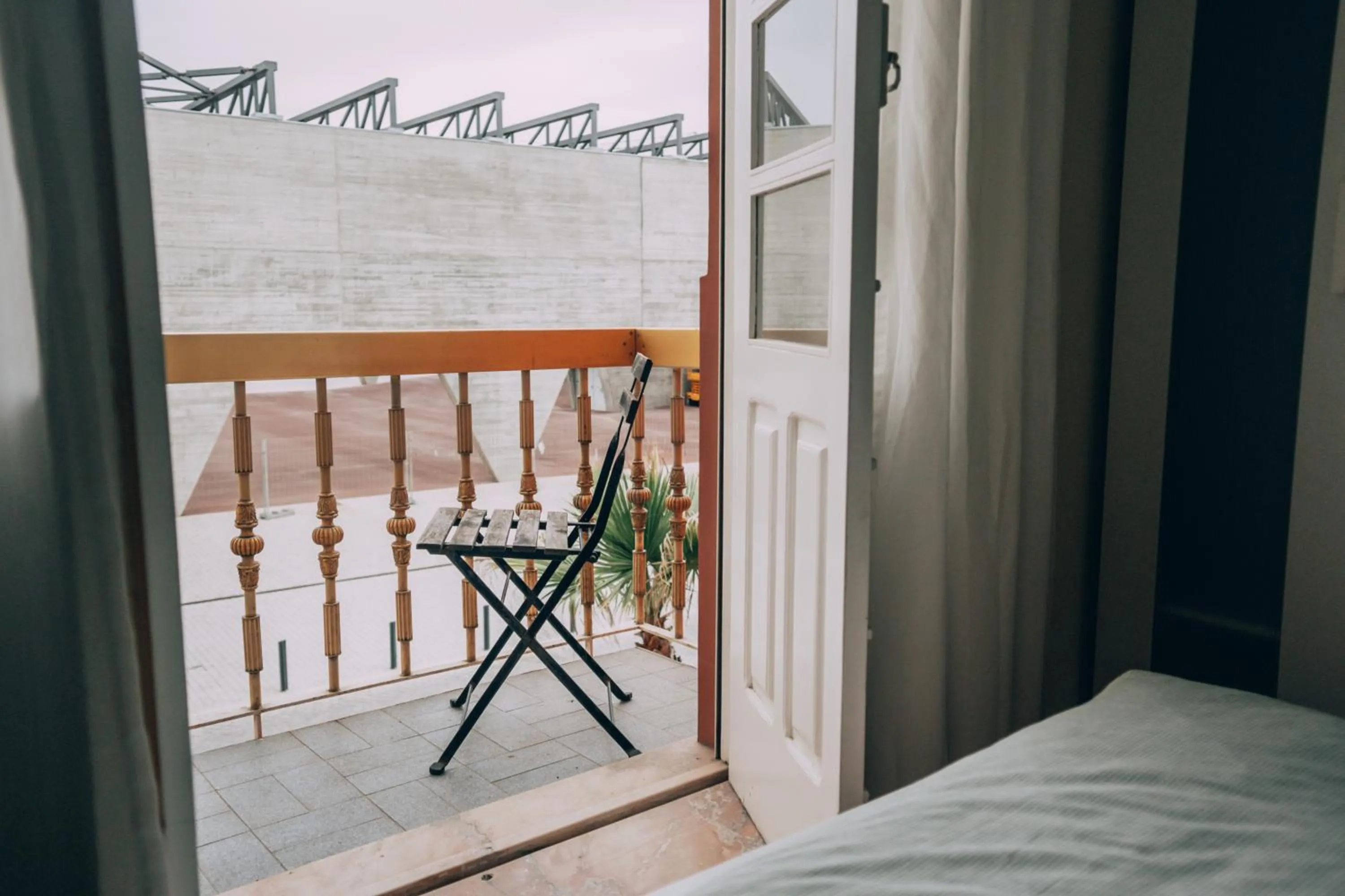 Balcony/Terrace, Bed in Green Coast Surf House