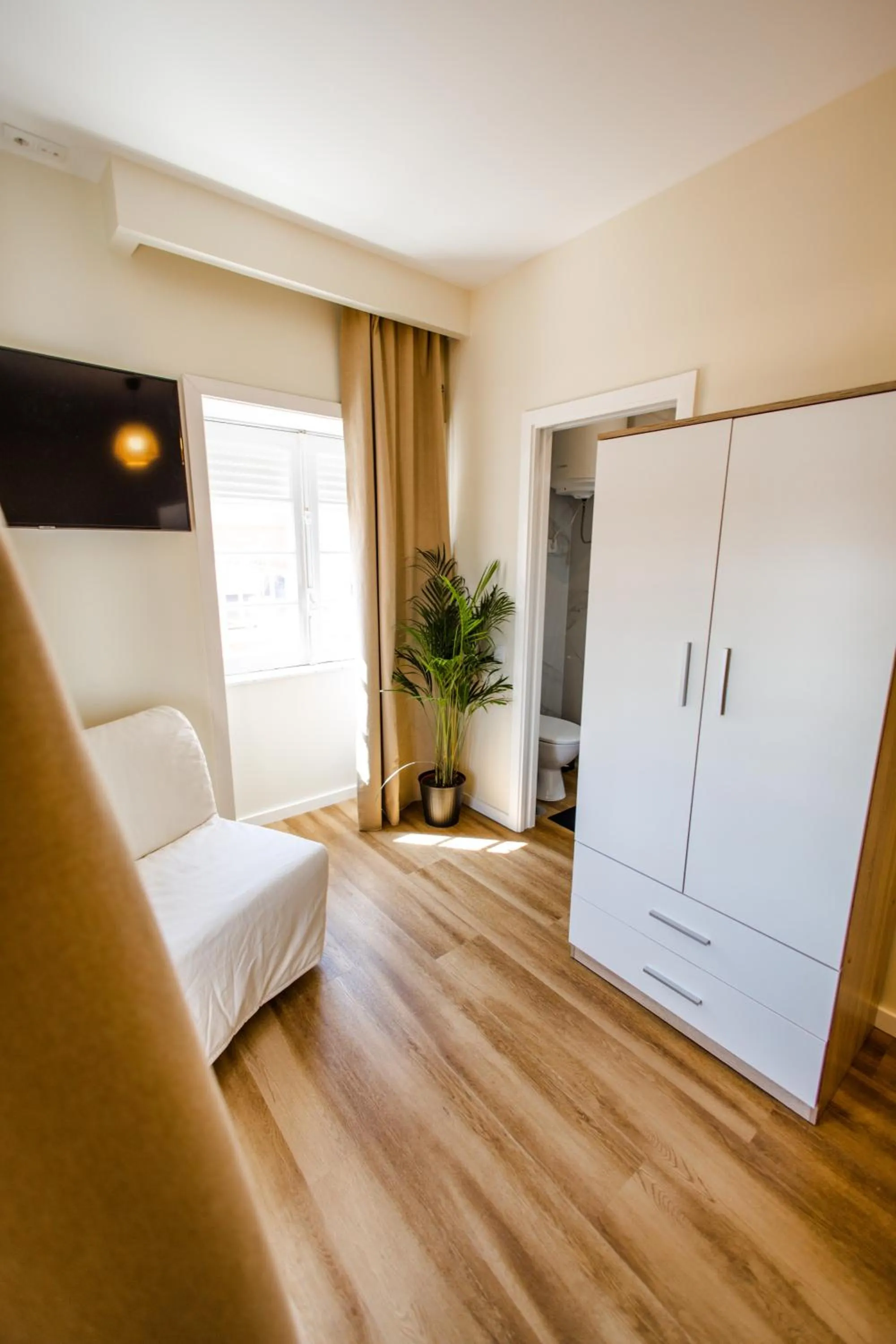 Bedroom, Bed in Green Coast Surf House