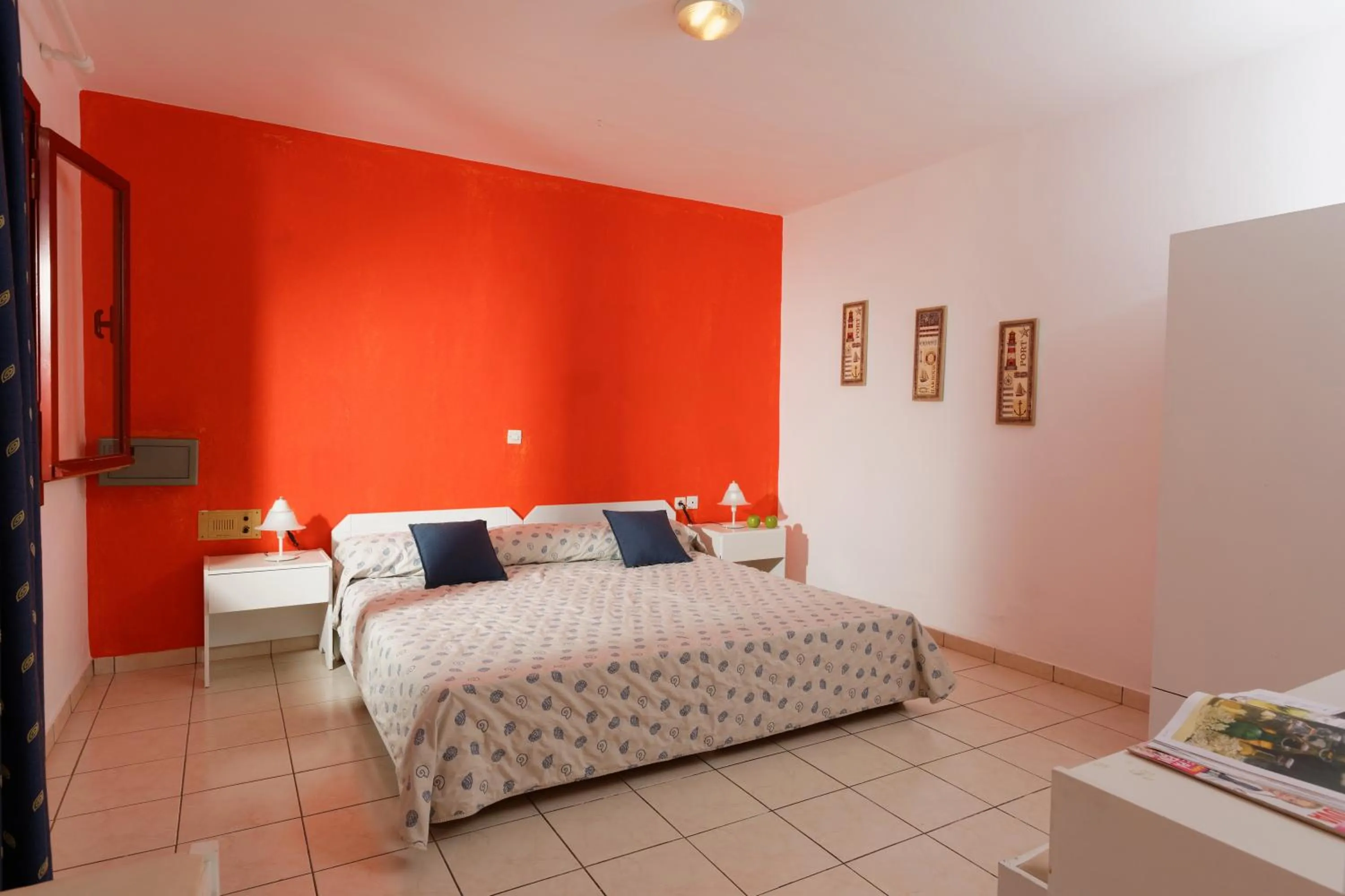 Bedroom, Bed in Piskopiano Village