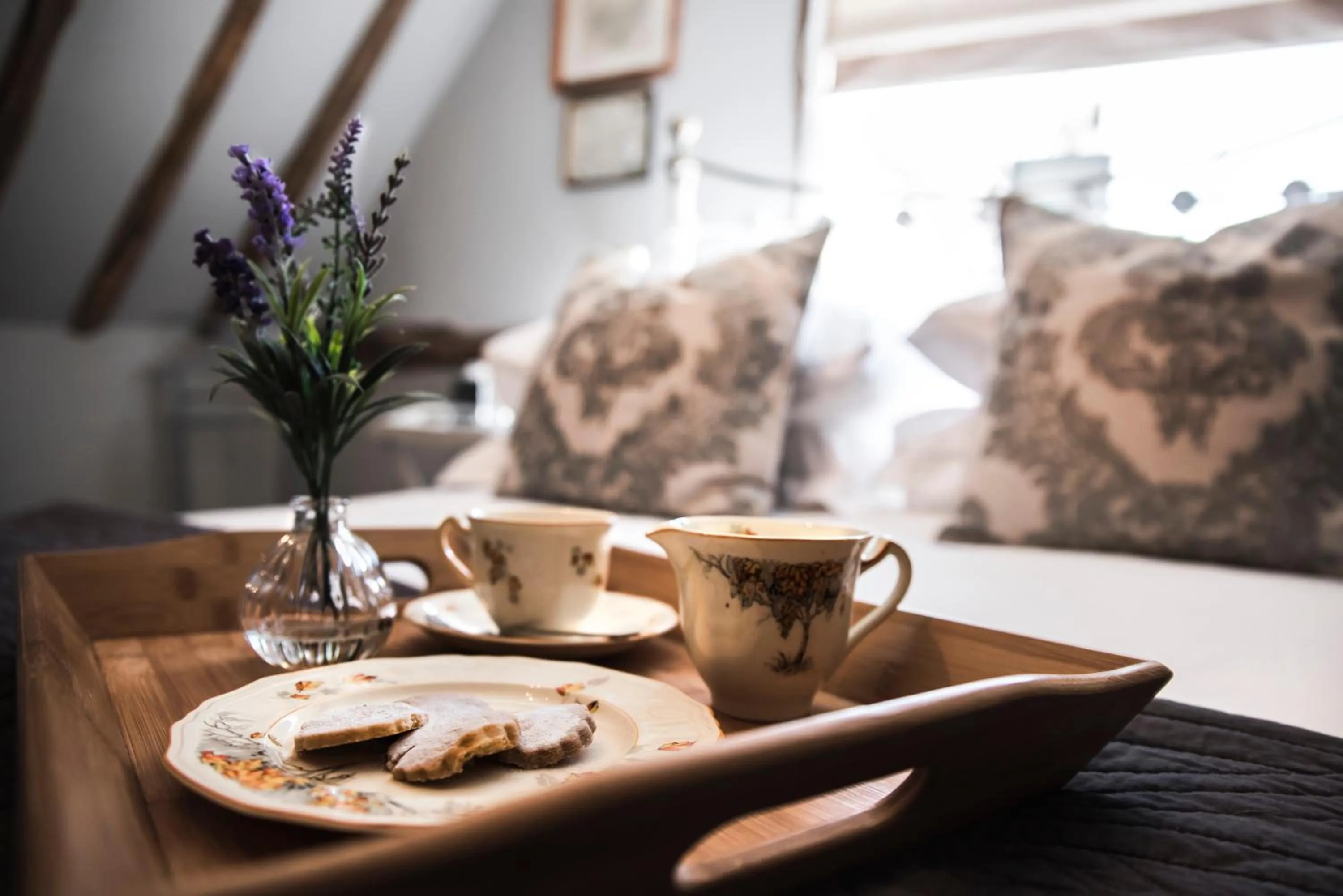 Bedroom in The Jasmine Room
