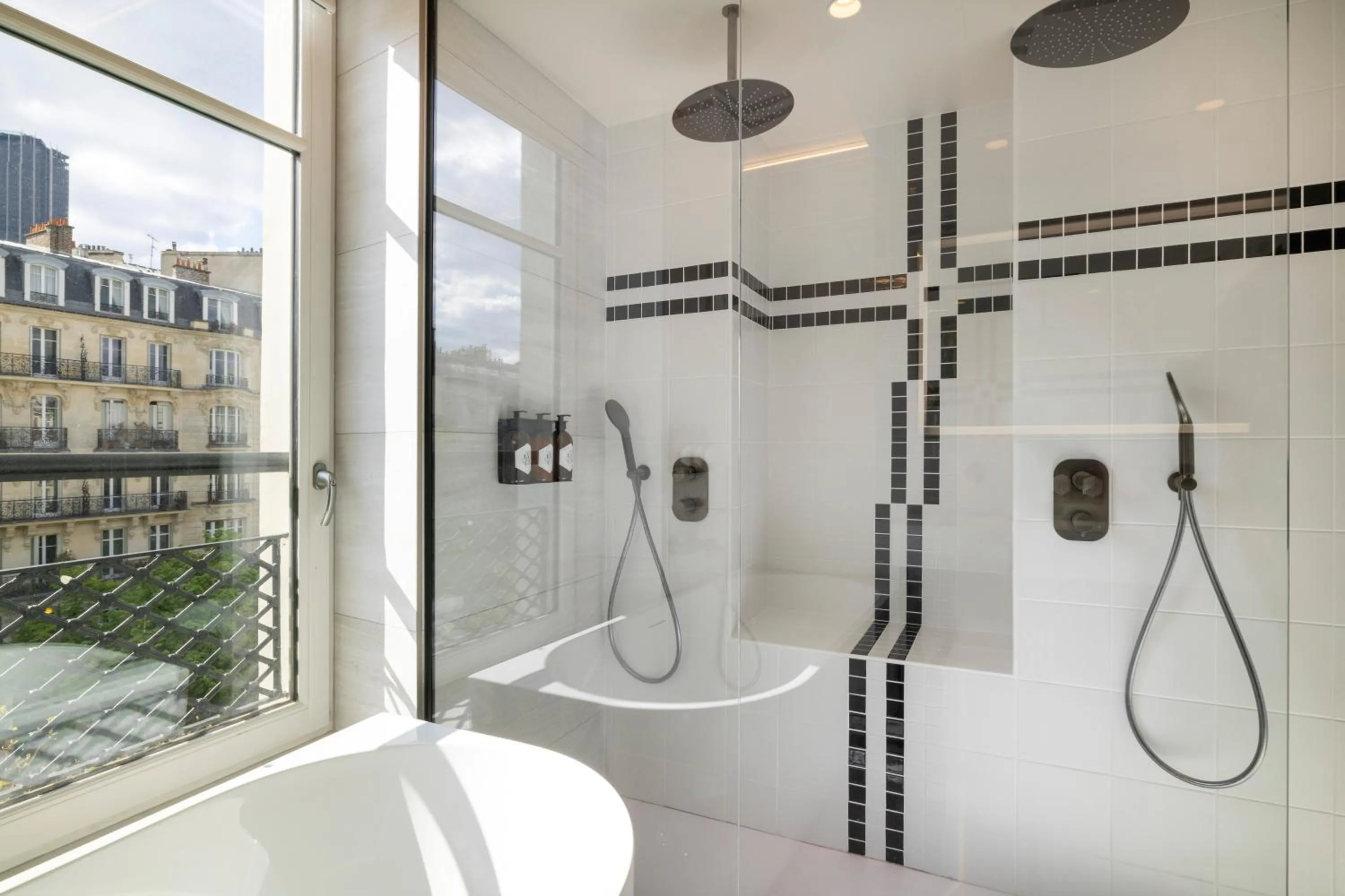 Shower in Hôtel Raspail Montparnasse