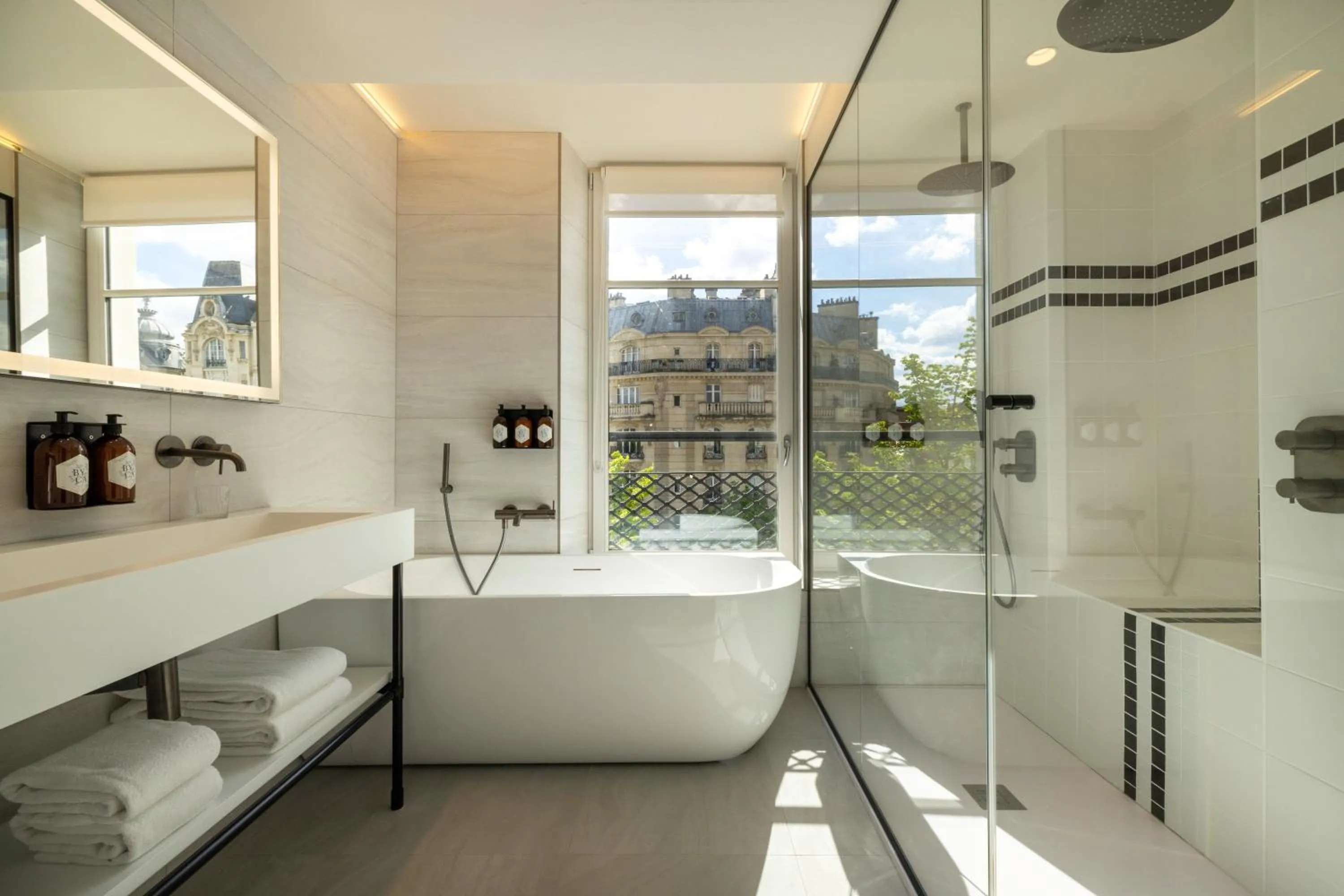 Shower in Hôtel Raspail Montparnasse