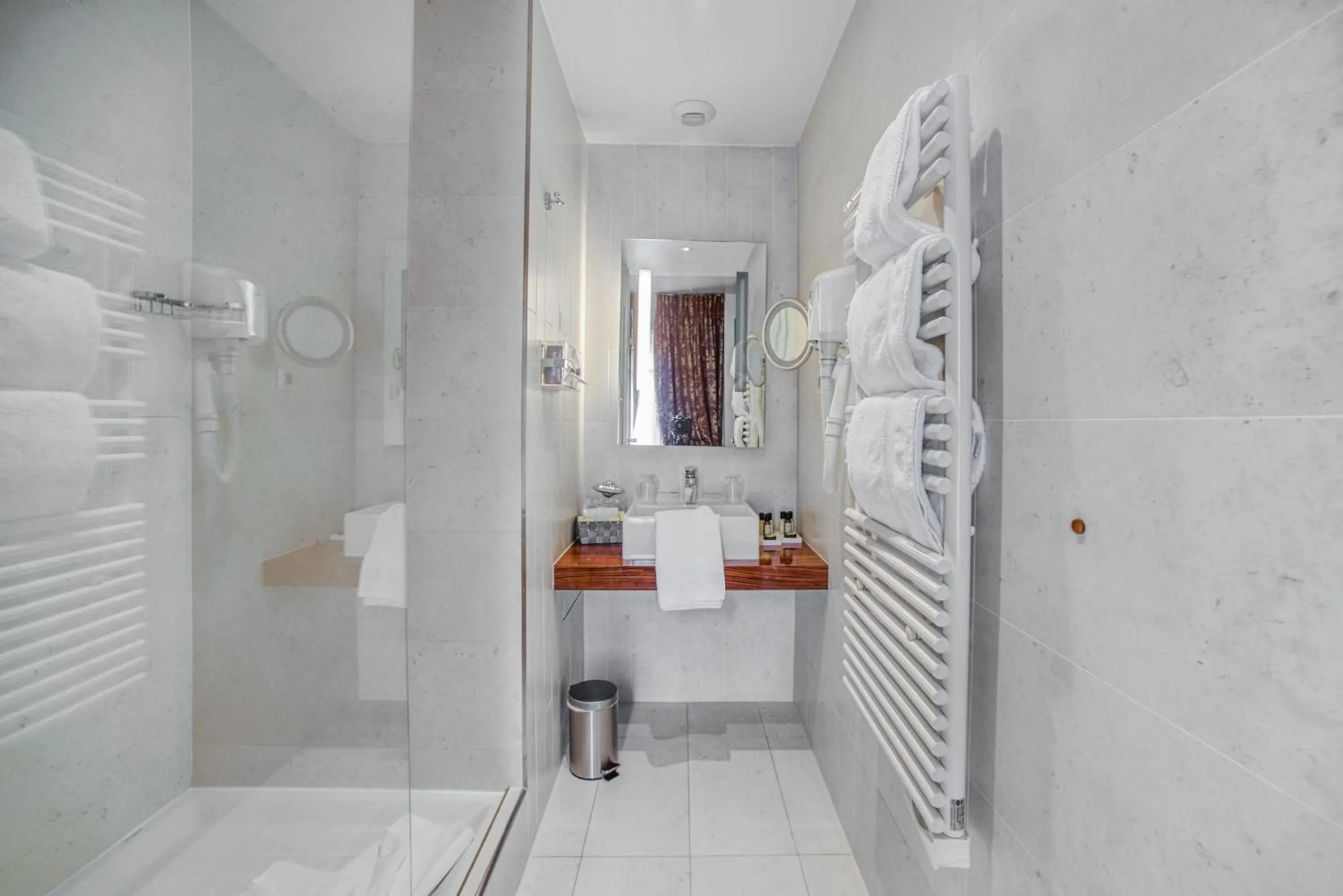 Bathroom in Queens Boutique Hotel