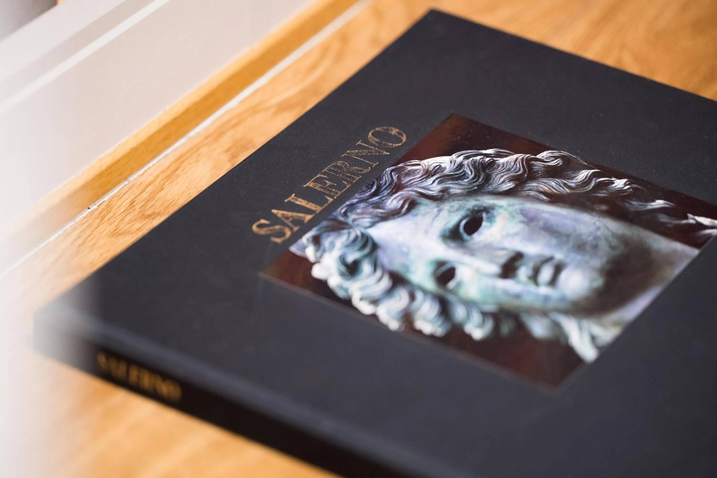 Decorative detail in Panoramic Rooms Salerno