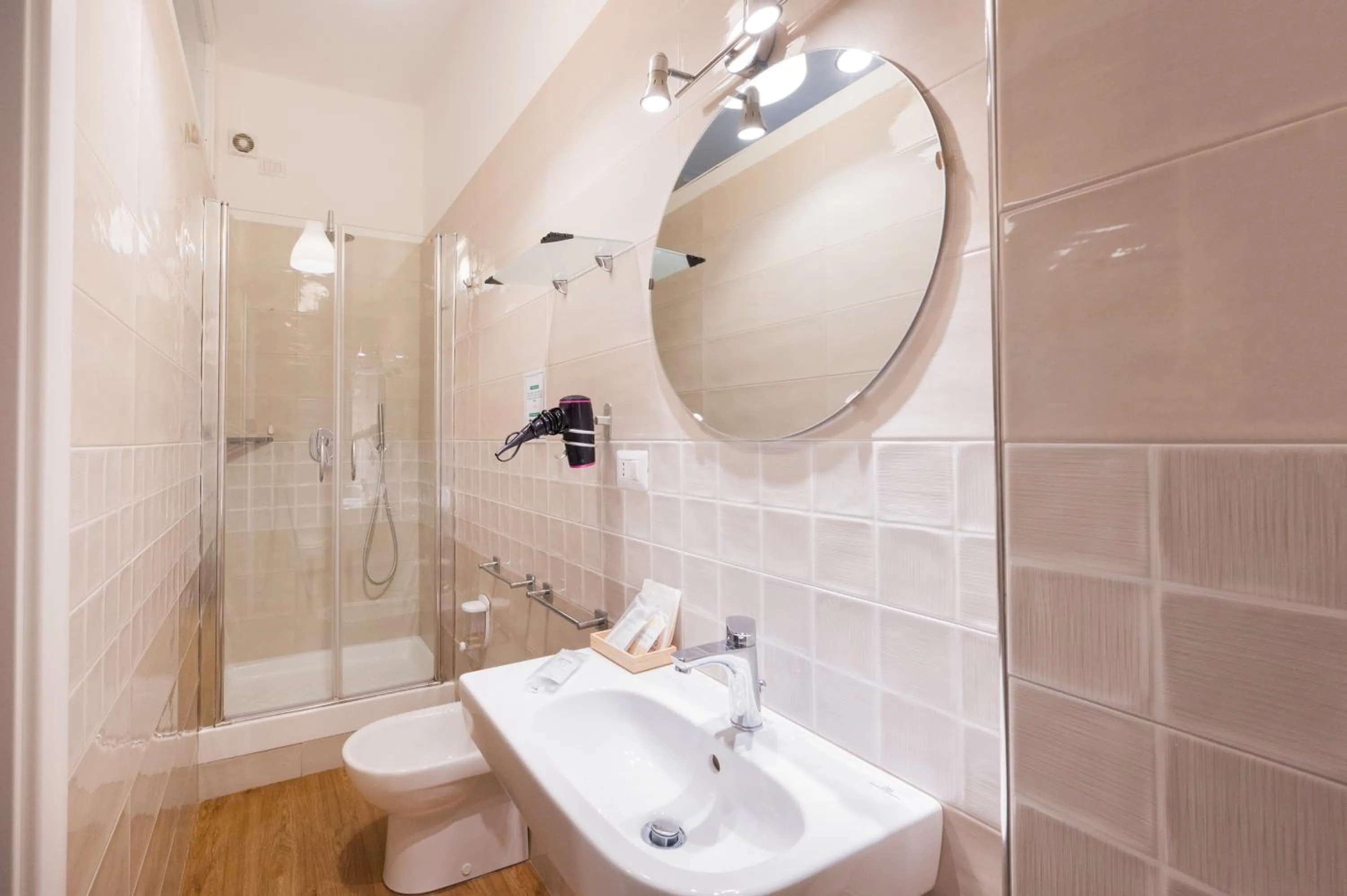 Bathroom in Panoramic Rooms Salerno
