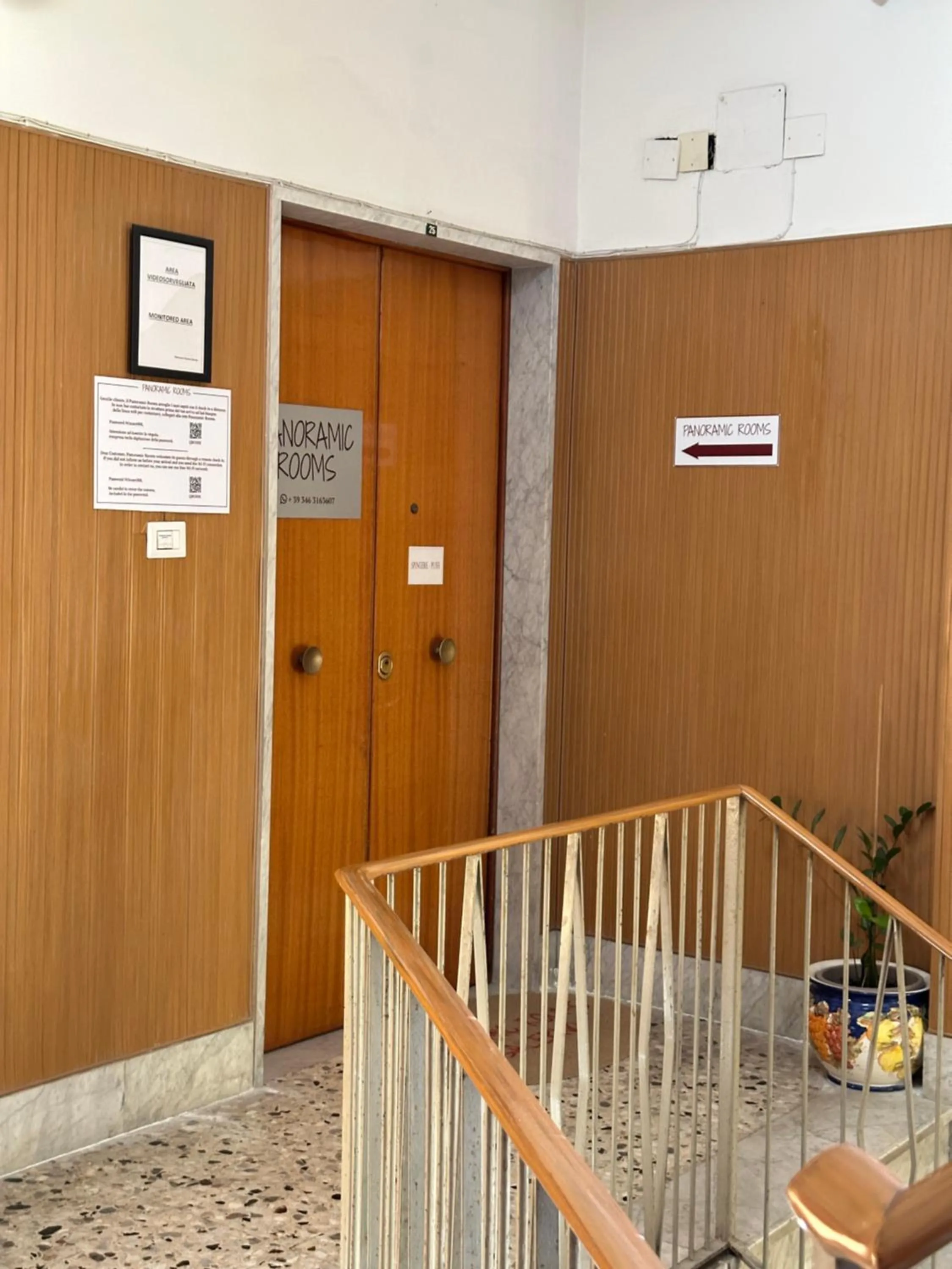 Property building in Panoramic Rooms Salerno