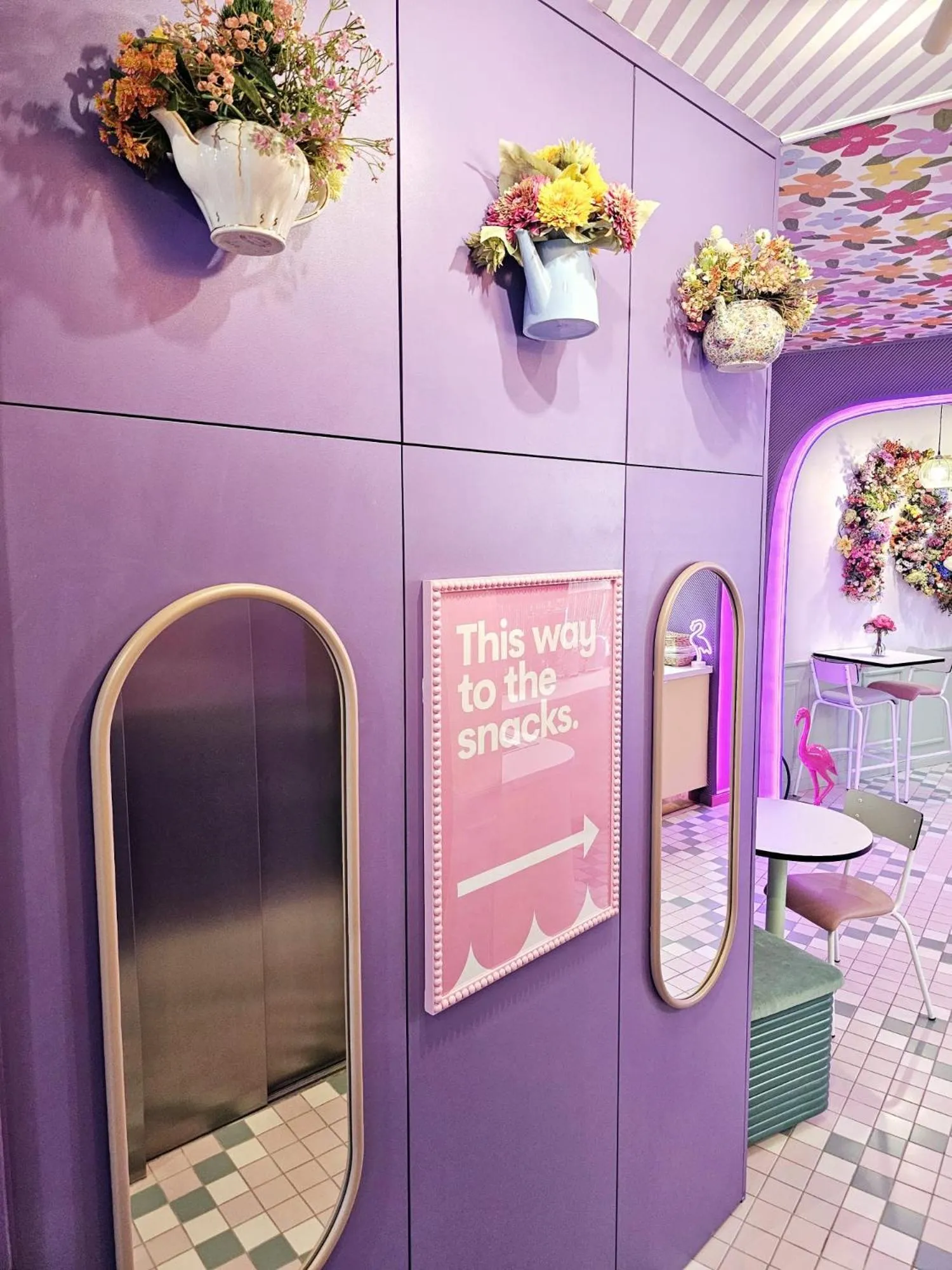 Property building in Hotel La Petite Rosa