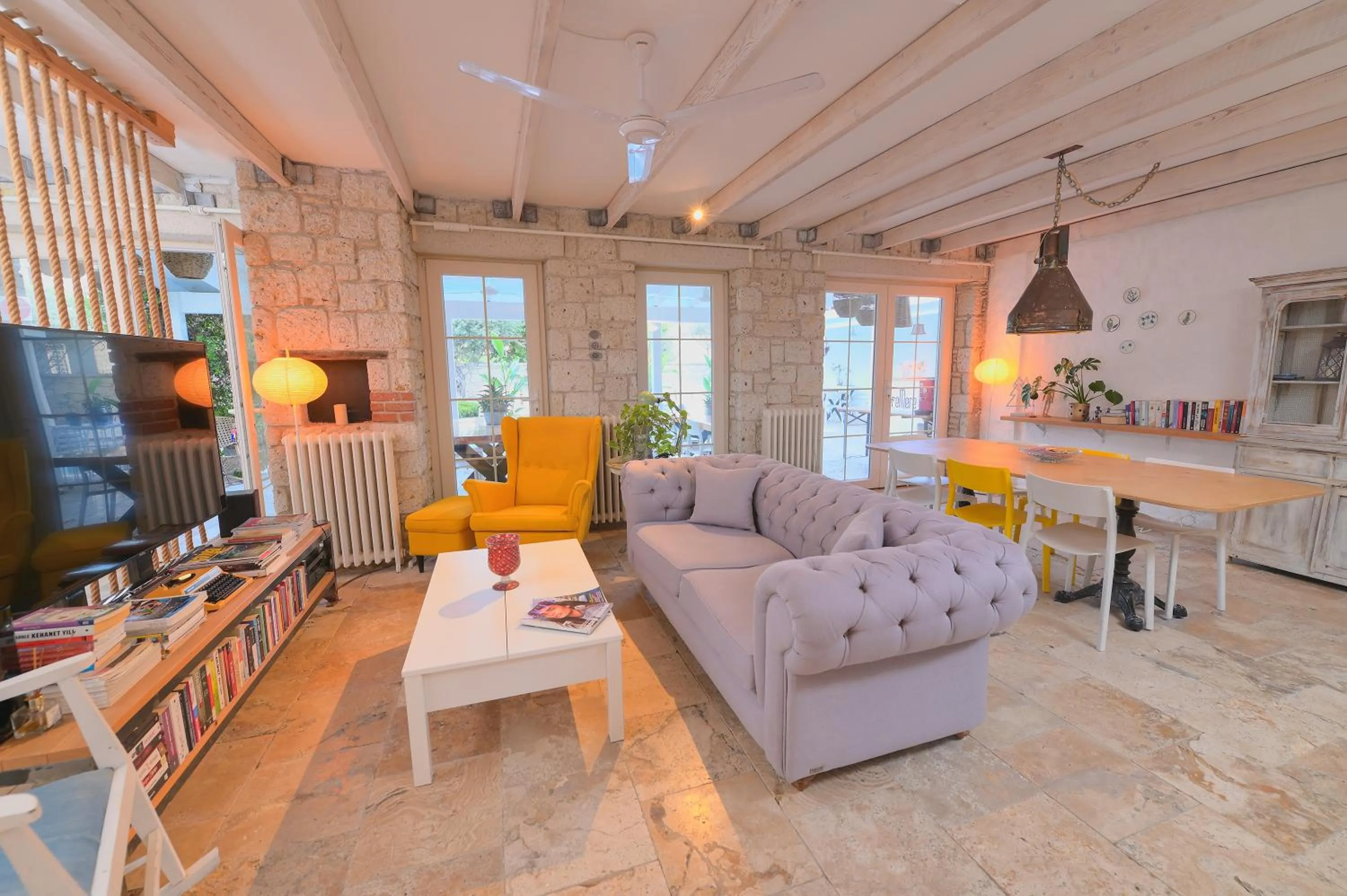 Lobby or reception in Peremere Alacati Otel