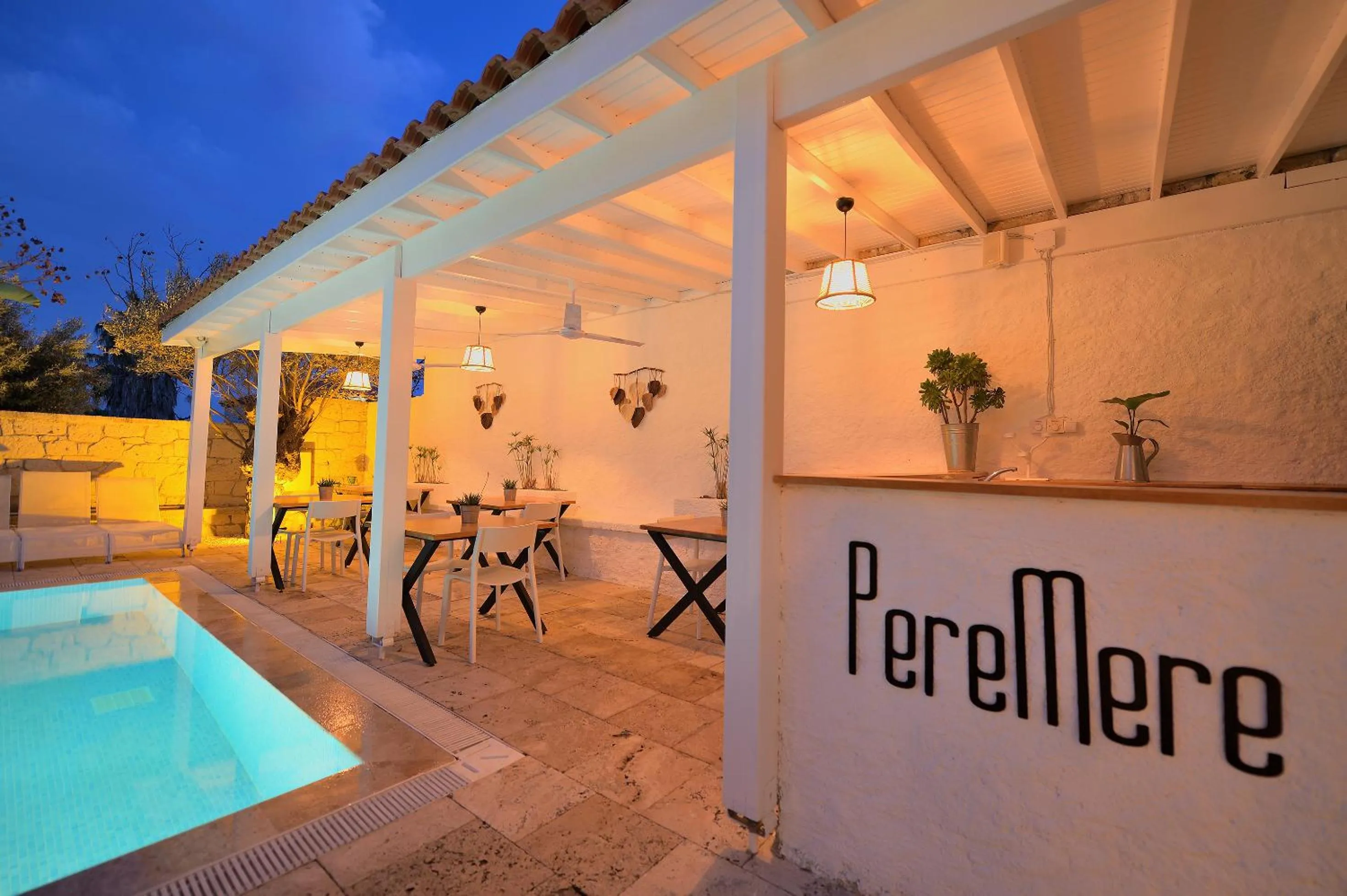 Patio in Peremere Alacati Otel