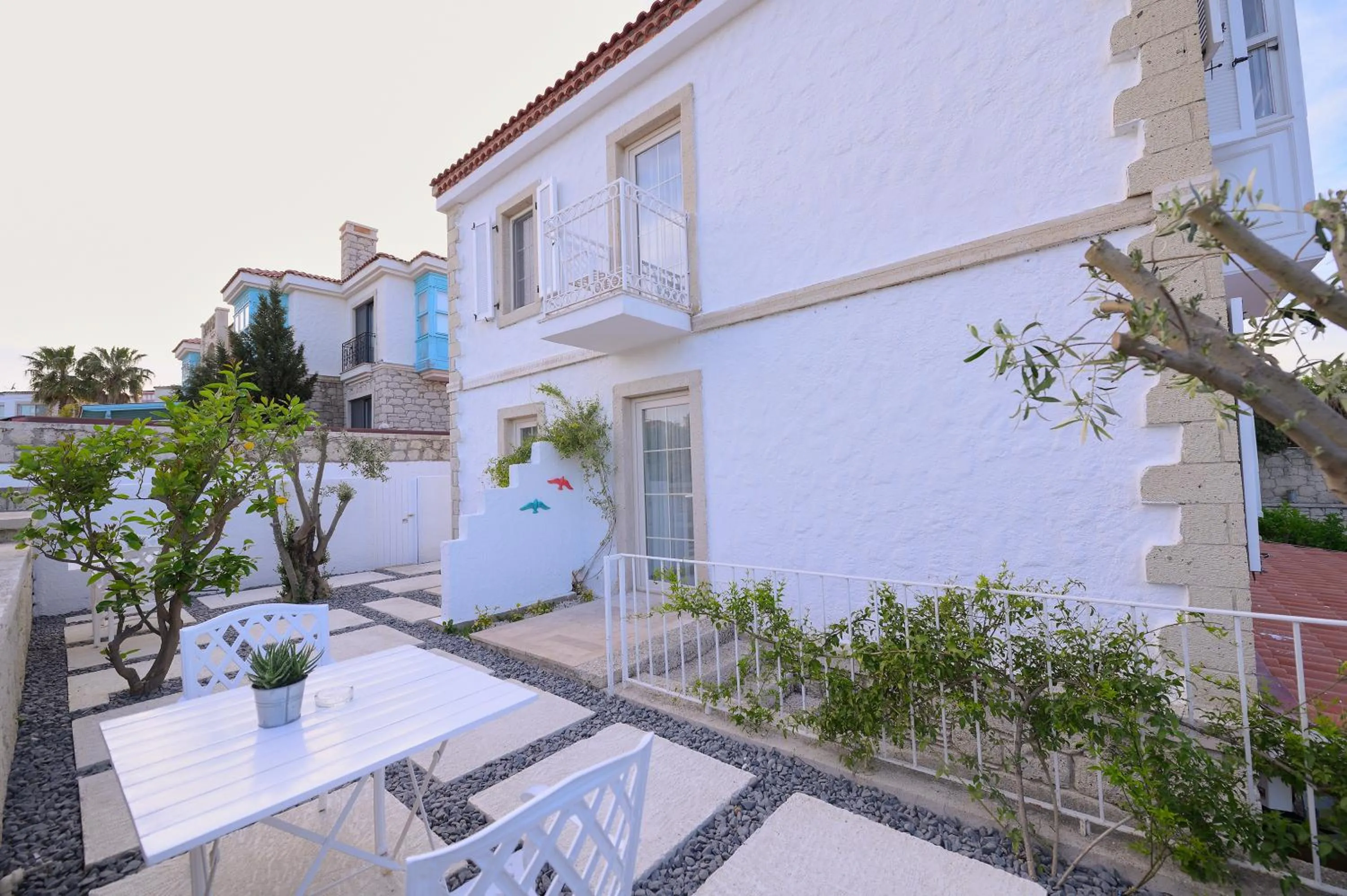 Property building in Peremere Alacati Otel