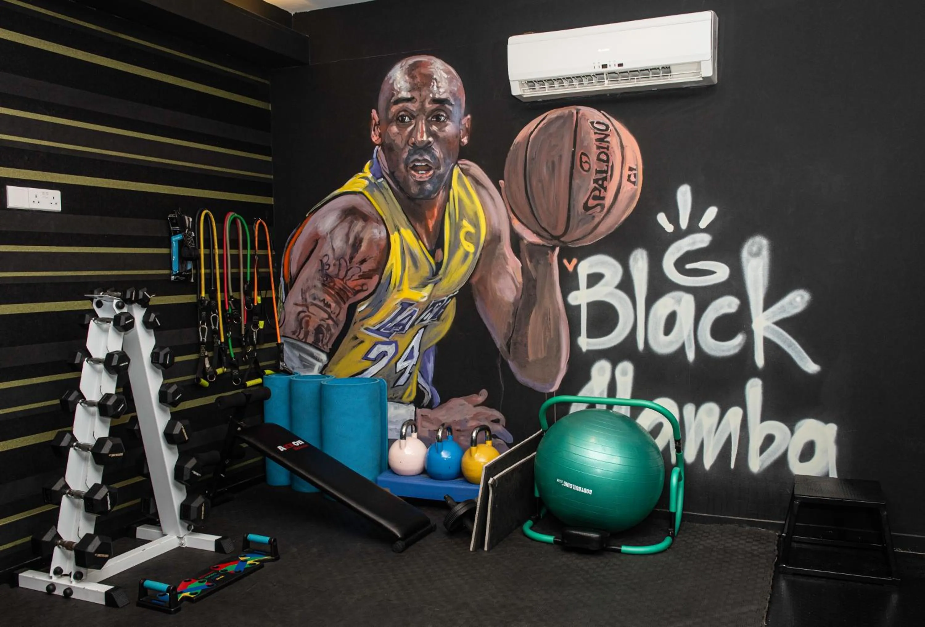 Fitness centre/facilities in Rise Urban Art Hotel