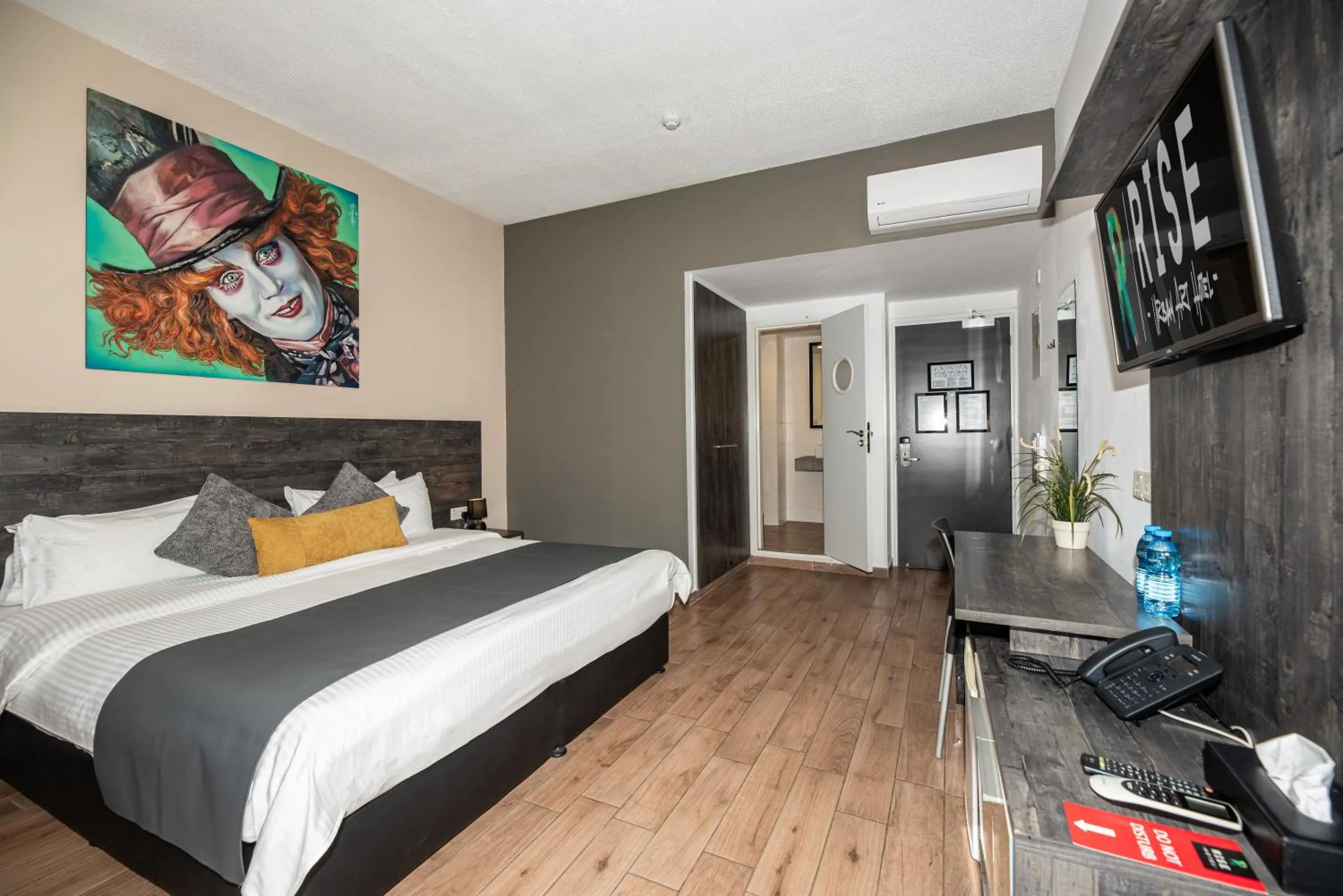 Bedroom, Bed in Rise Urban Art Hotel