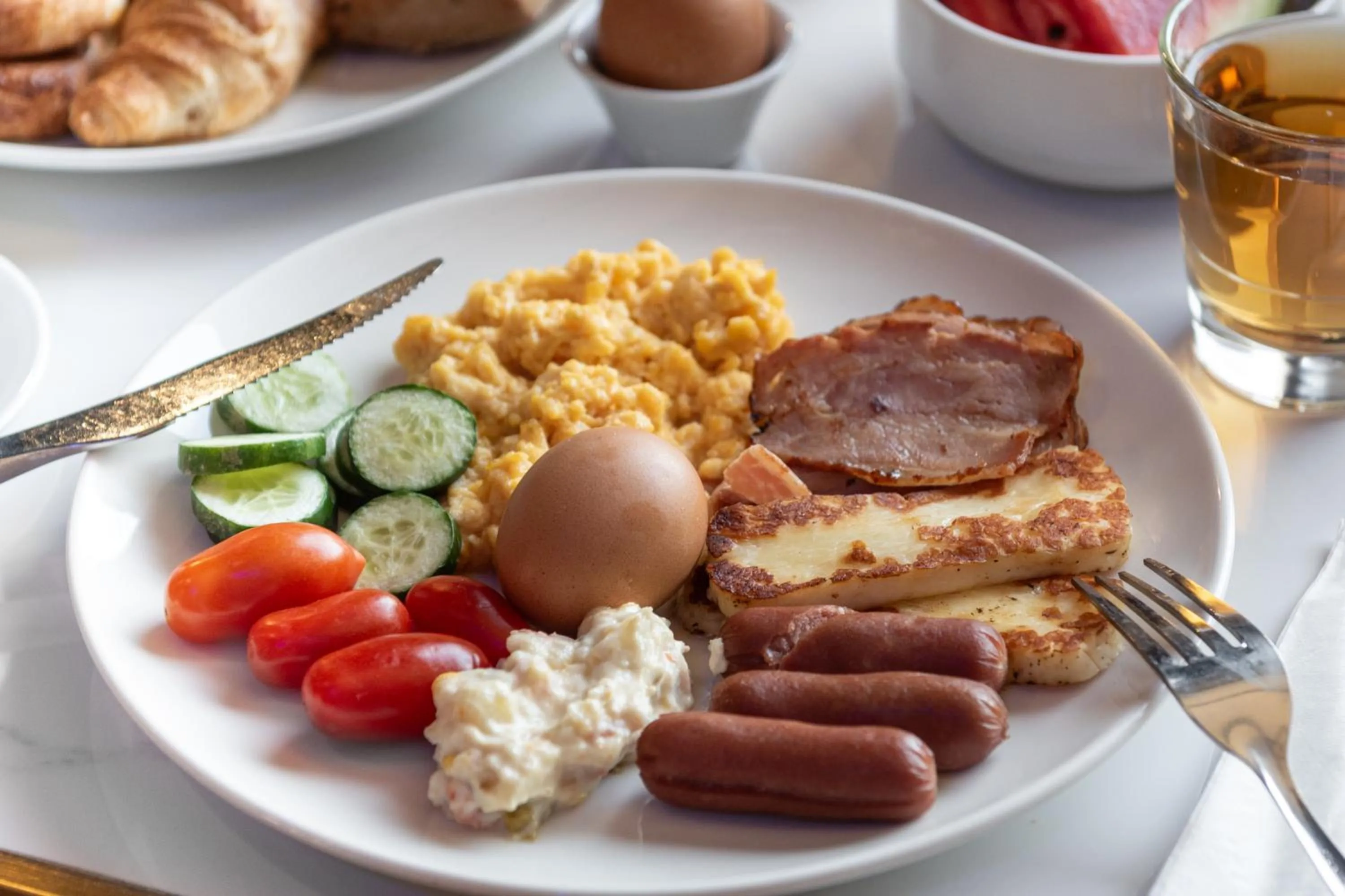 Breakfast in Rise Urban Art Hotel