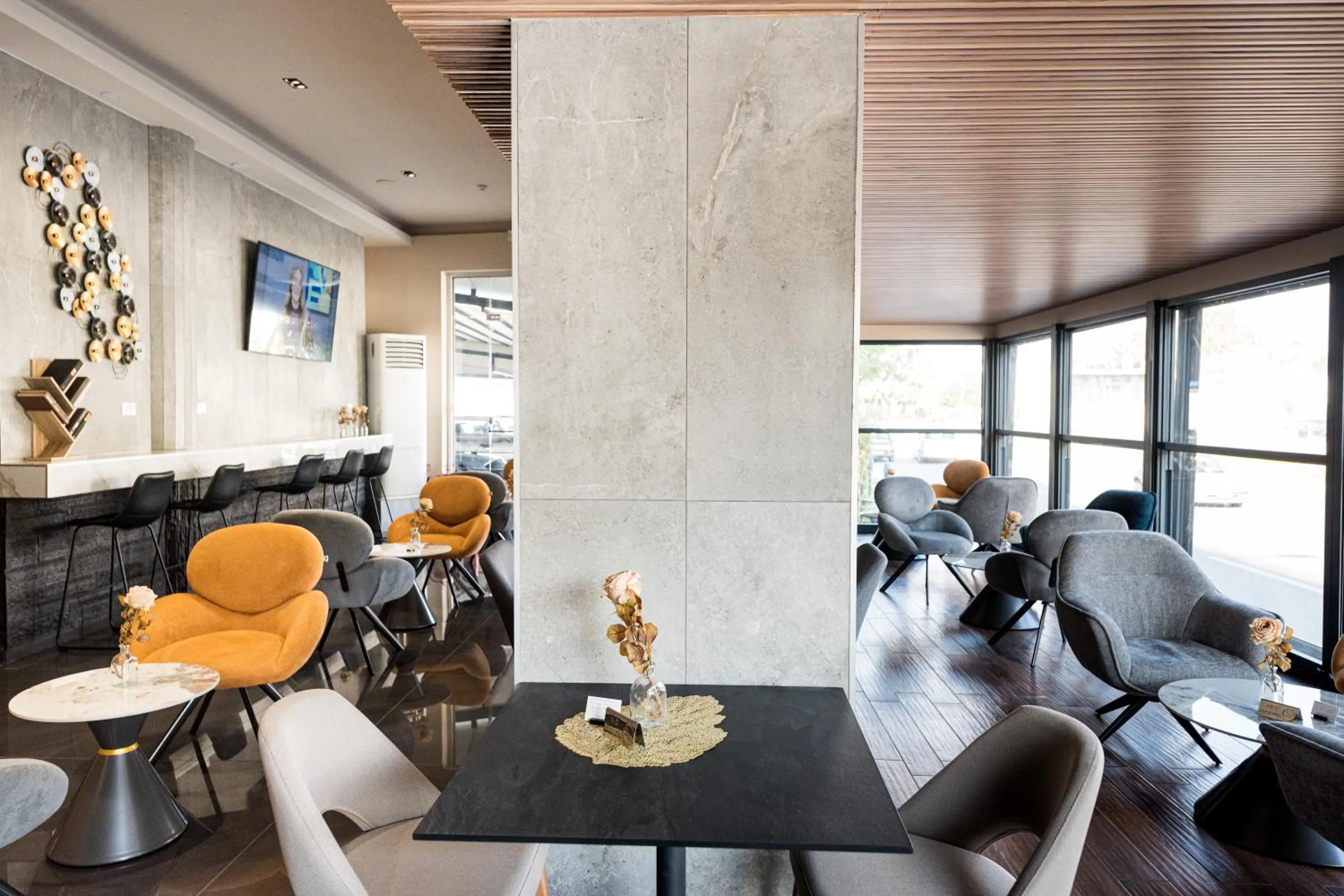 Lobby or reception in Rise Urban Art Hotel