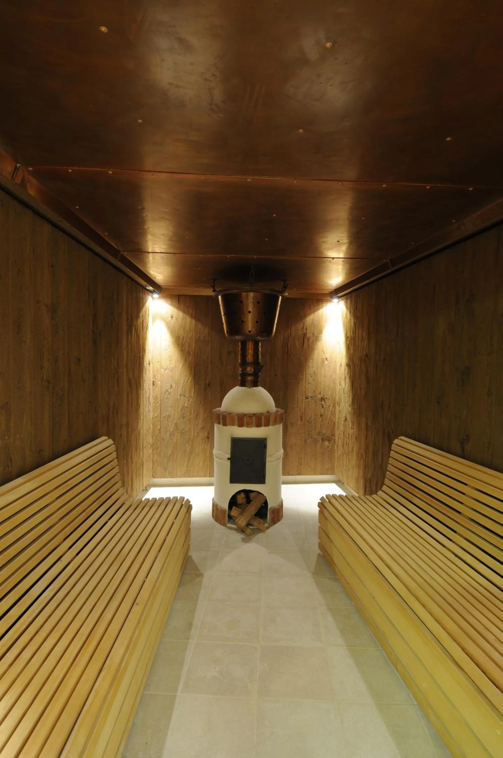 Spa and wellness centre/facilities in The Library Hotel Wellness Retreat