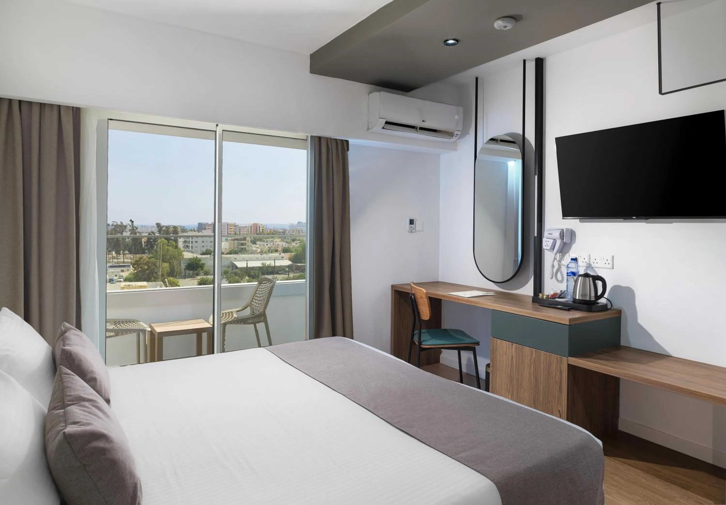 Bedroom, Bed in Pefkos City Hotel