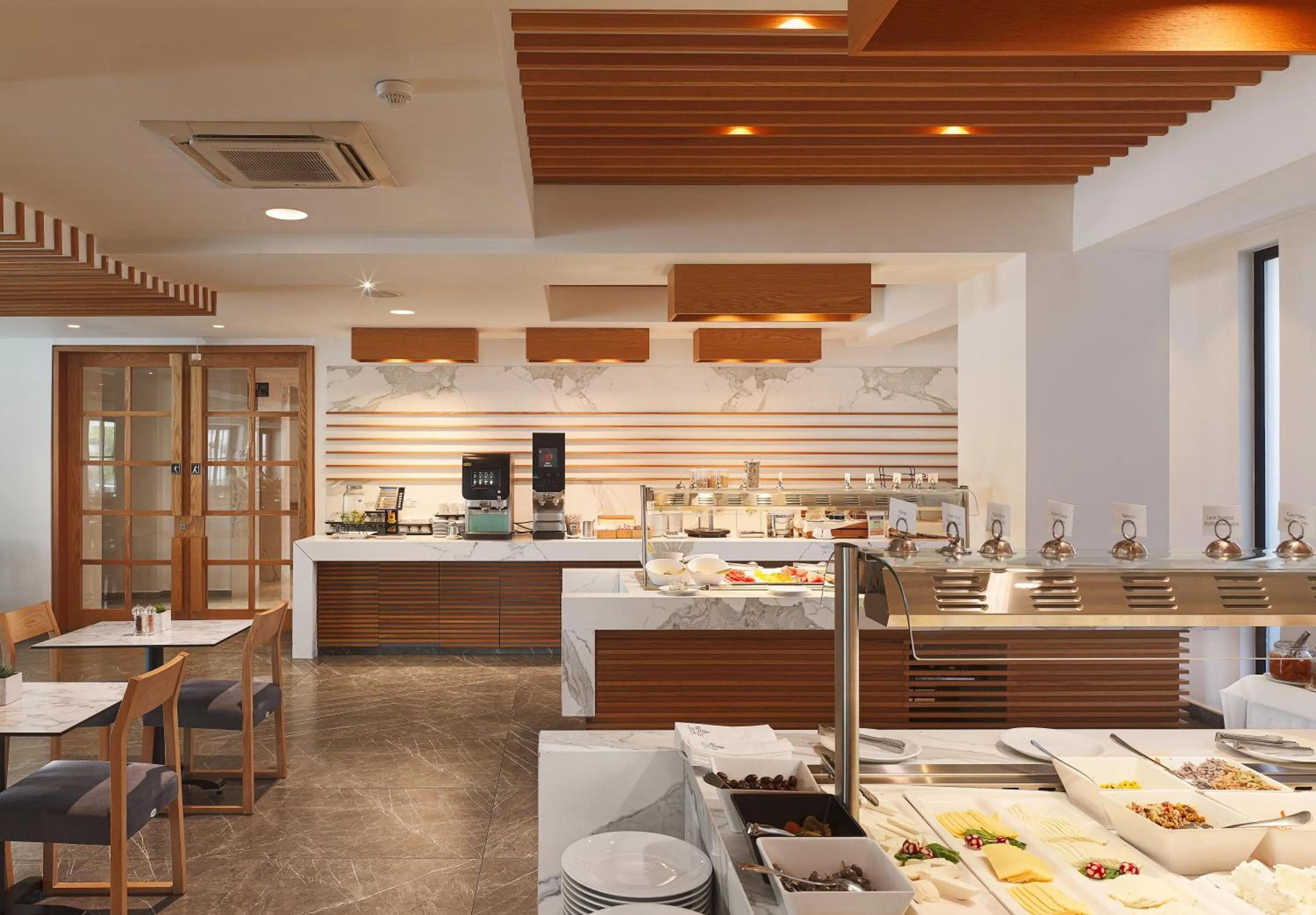 Restaurant/places to eat in Pefkos City Hotel