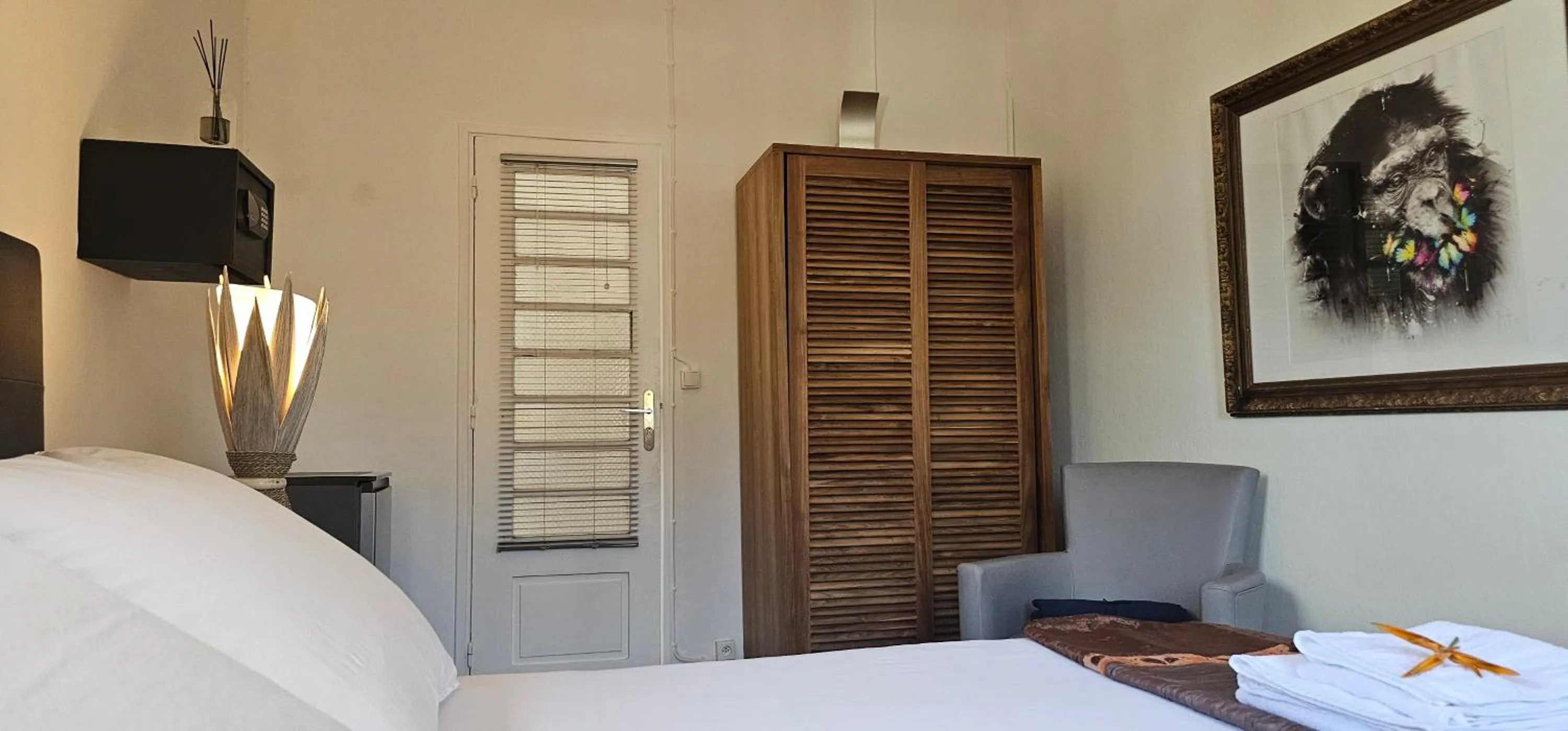 Bedroom, Bed in Habitation Villa Les Cassias