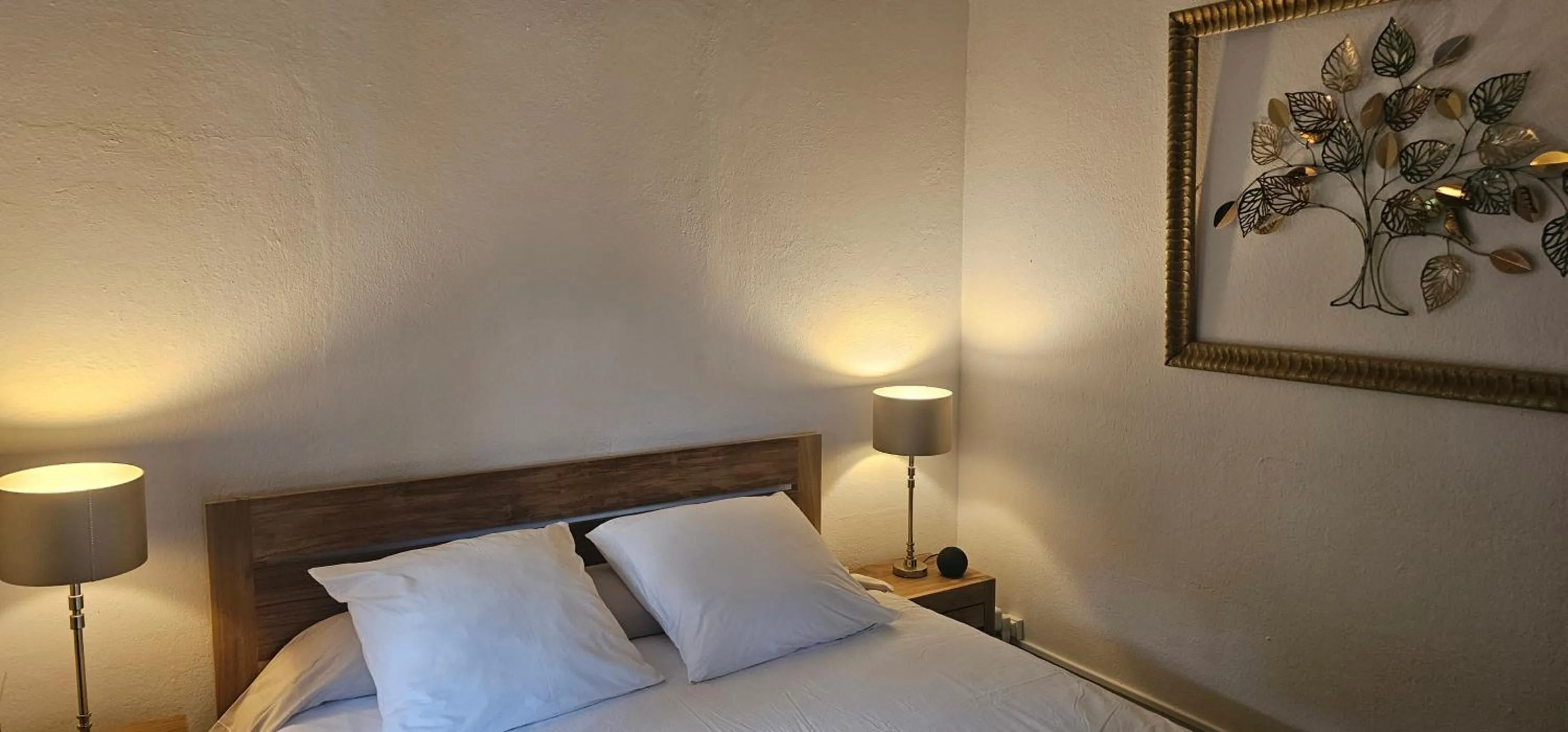 Bedroom, Bed in Habitation Villa Les Cassias