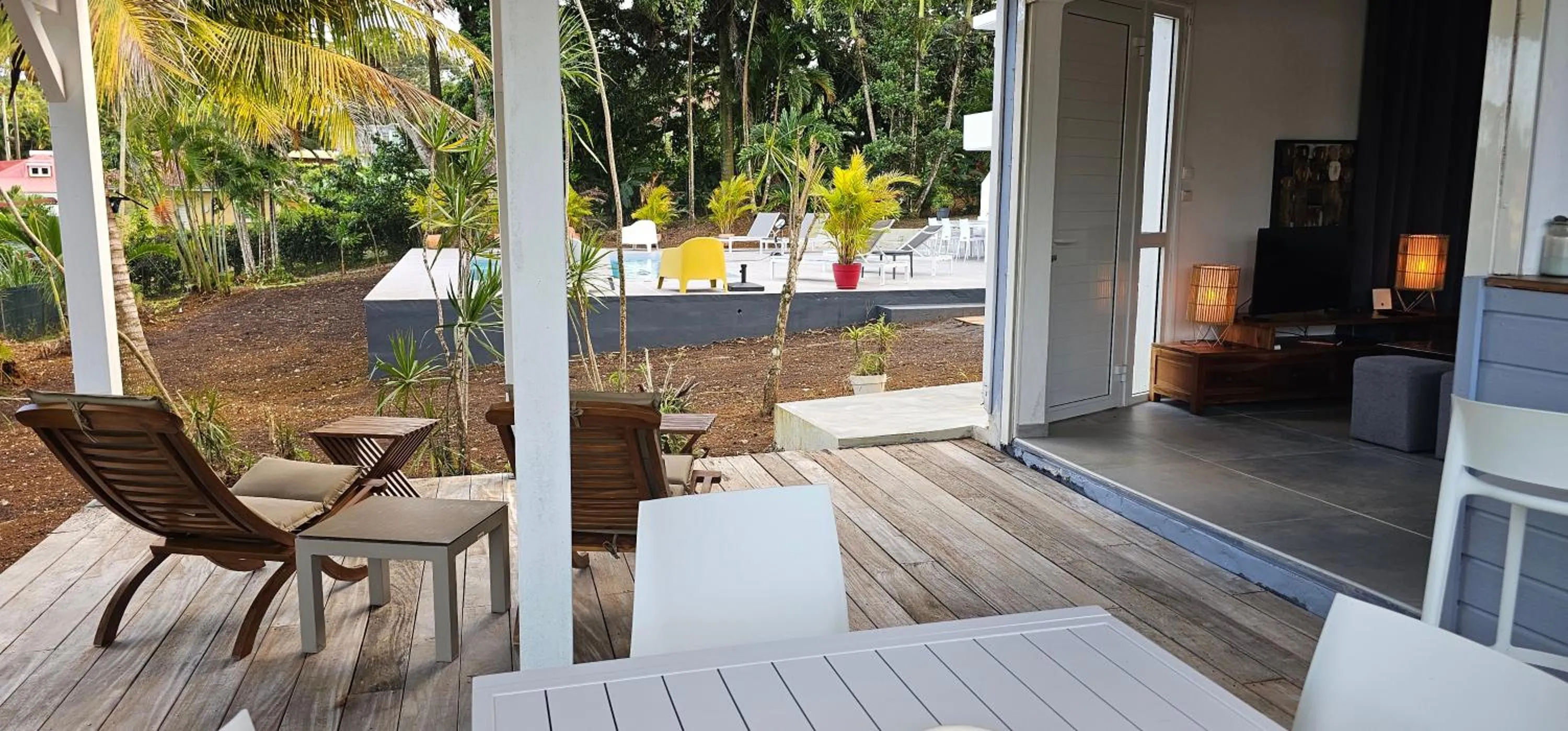 Swimming pool in Habitation Villa Les Cassias