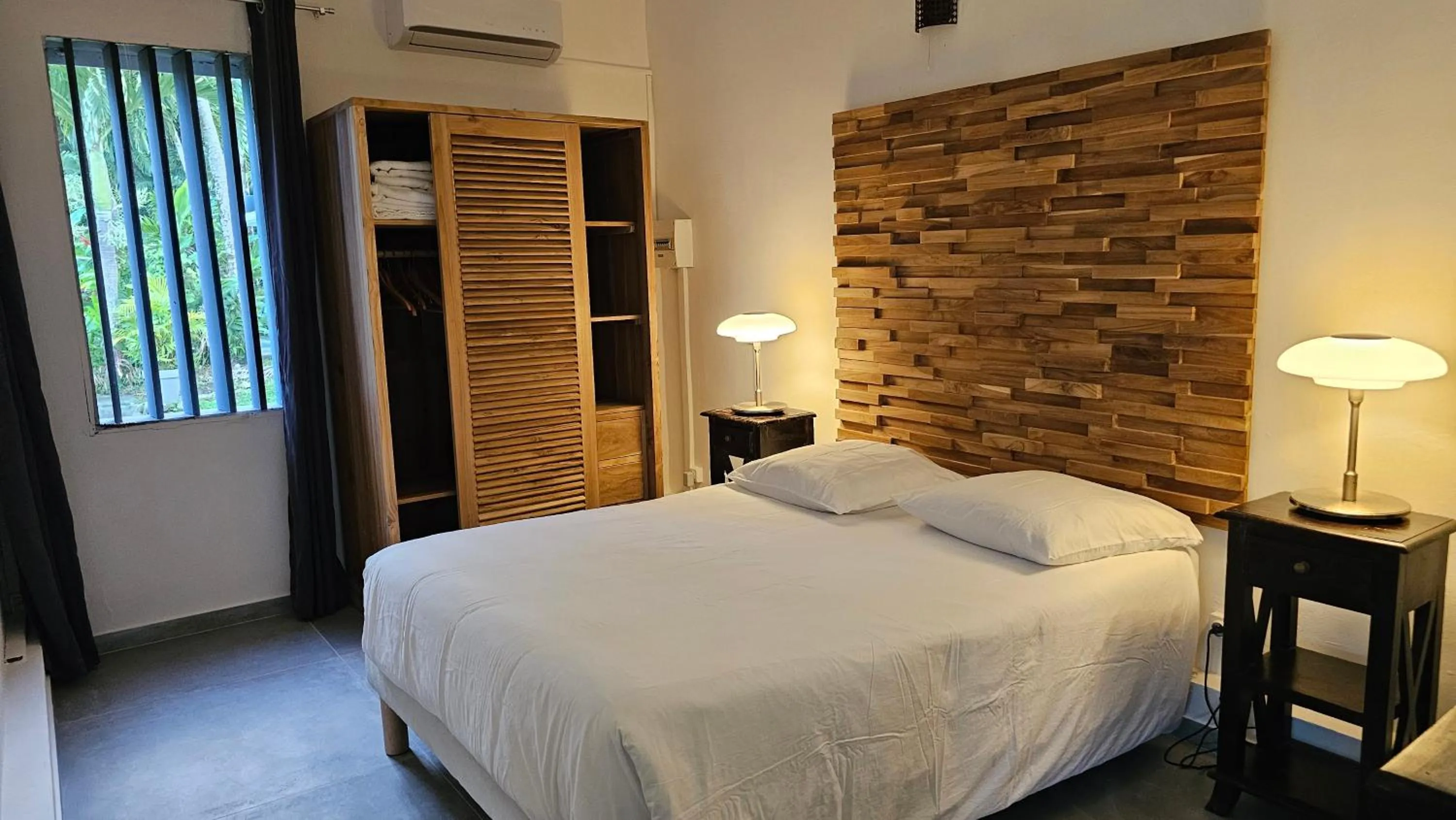 Bed in Habitation Villa Les Cassias