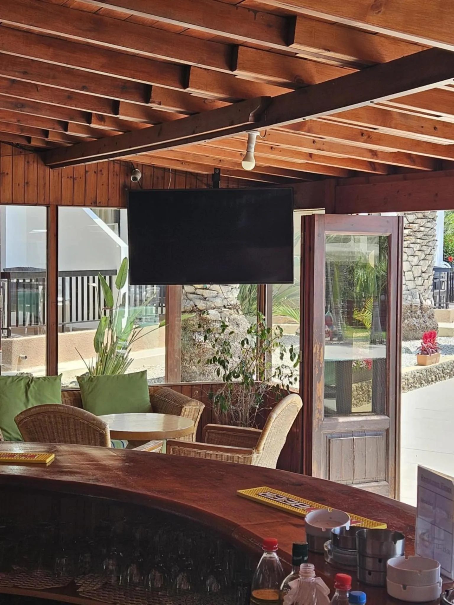 Communal lounge/ TV room in Anna Hotel Apartments