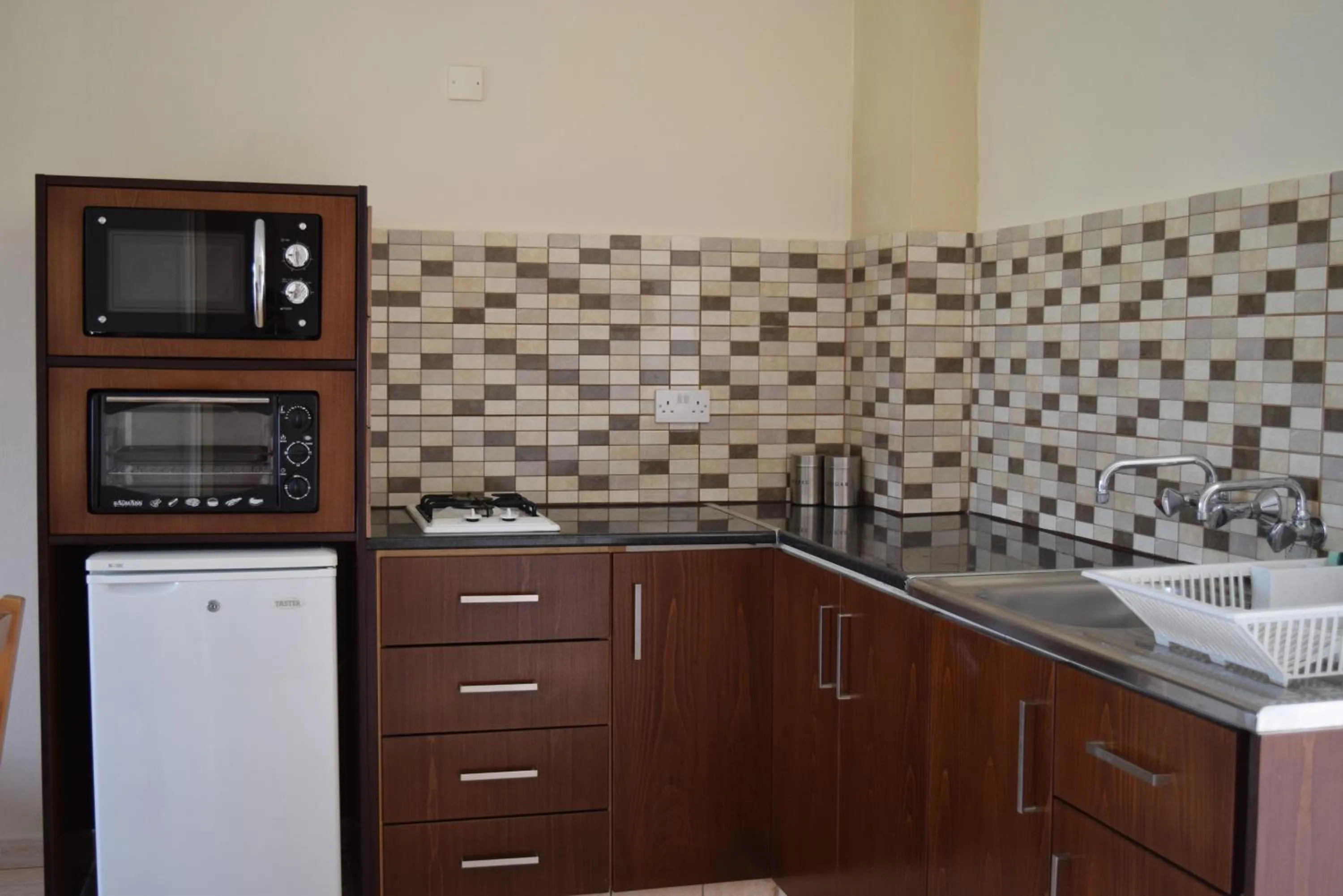 Coffee/tea facilities in Anna Hotel Apartments