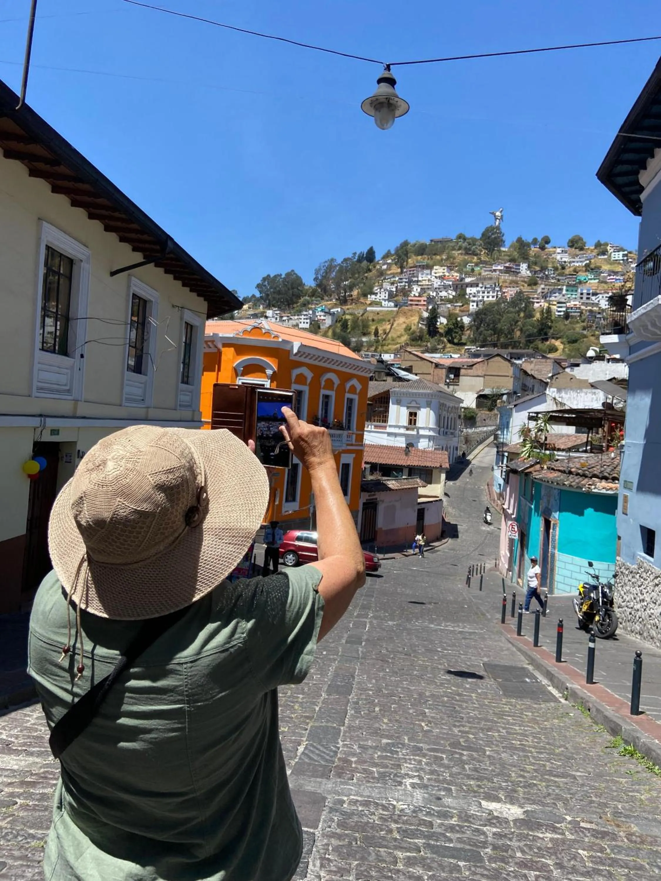 Neighbourhood in Friends Hotel & Rooftop - Historic Center & Museums