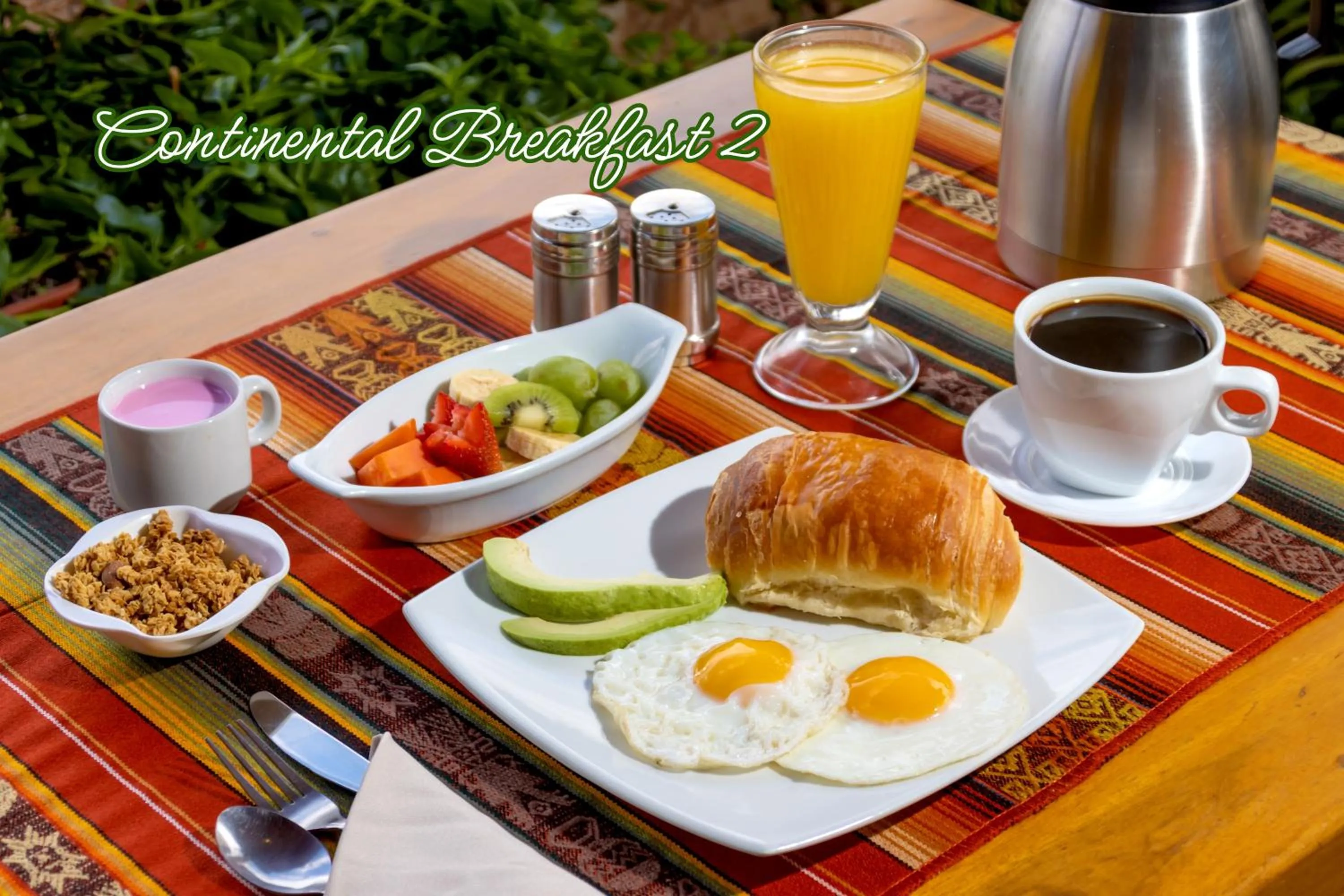 Food and drinks in Friends Hotel & Rooftop - Historic Center & Museums