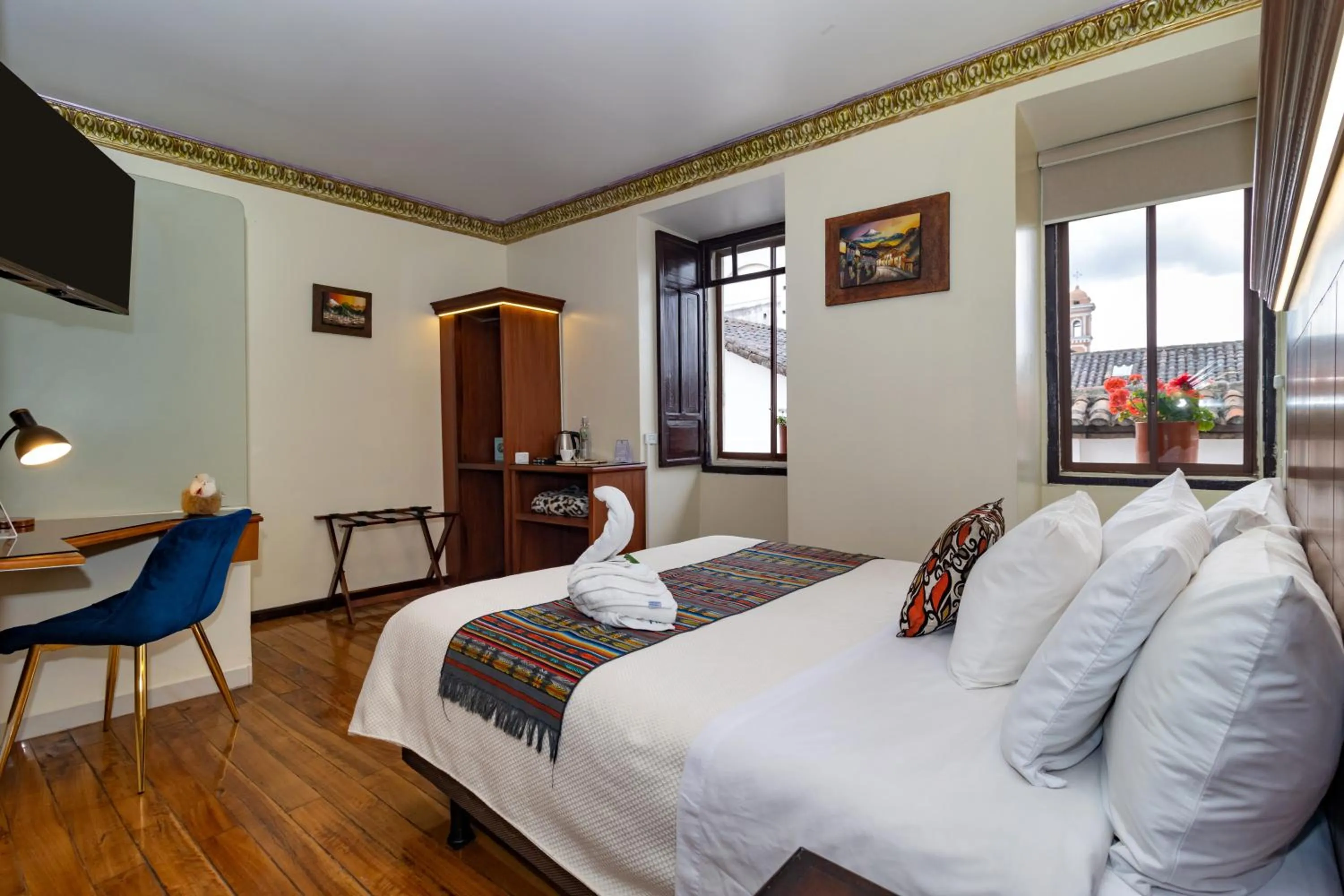 Bed in Friends Hotel & Rooftop - Historic Center & Museums