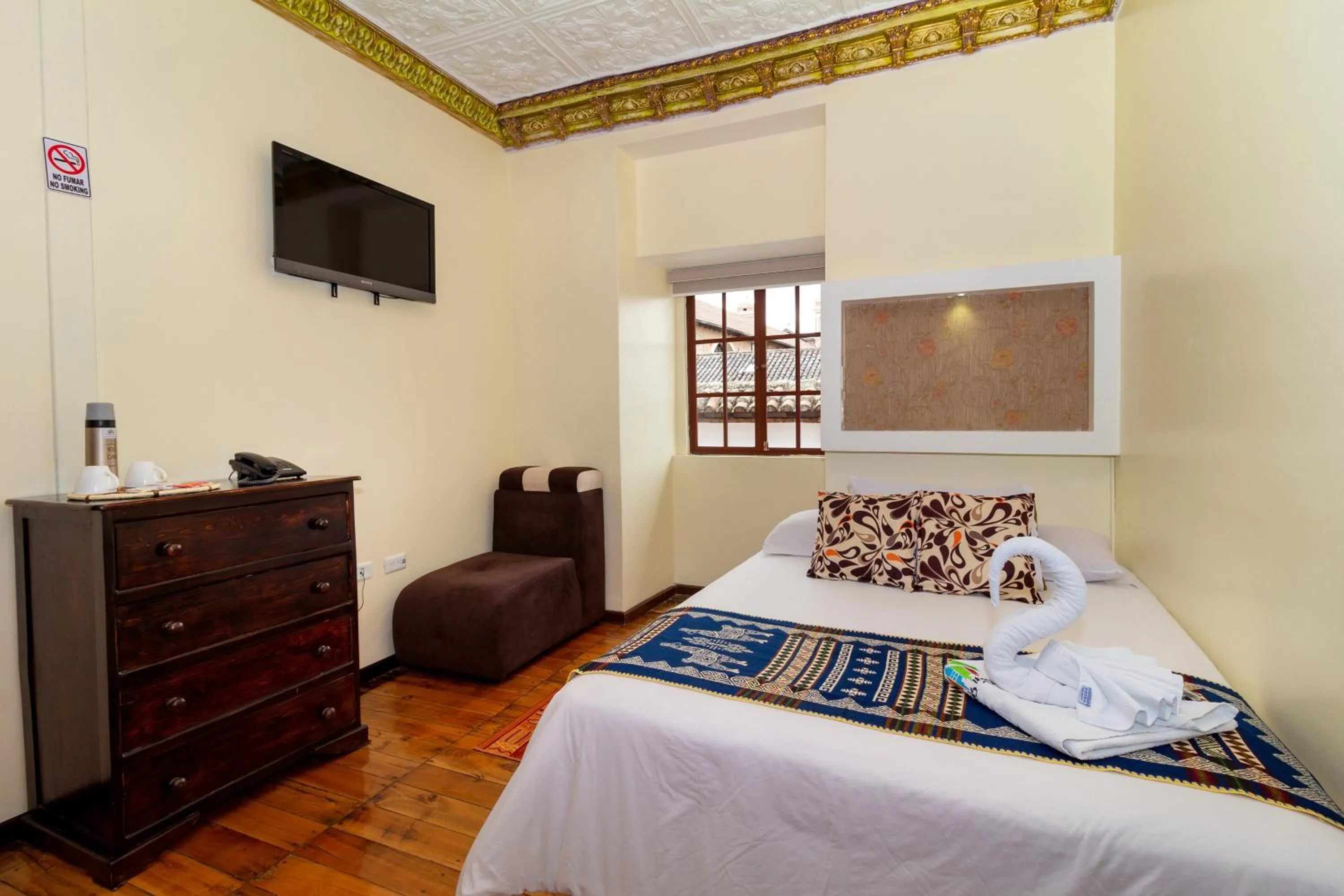 Bed in Friends Hotel & Rooftop - Historic Center & Museums