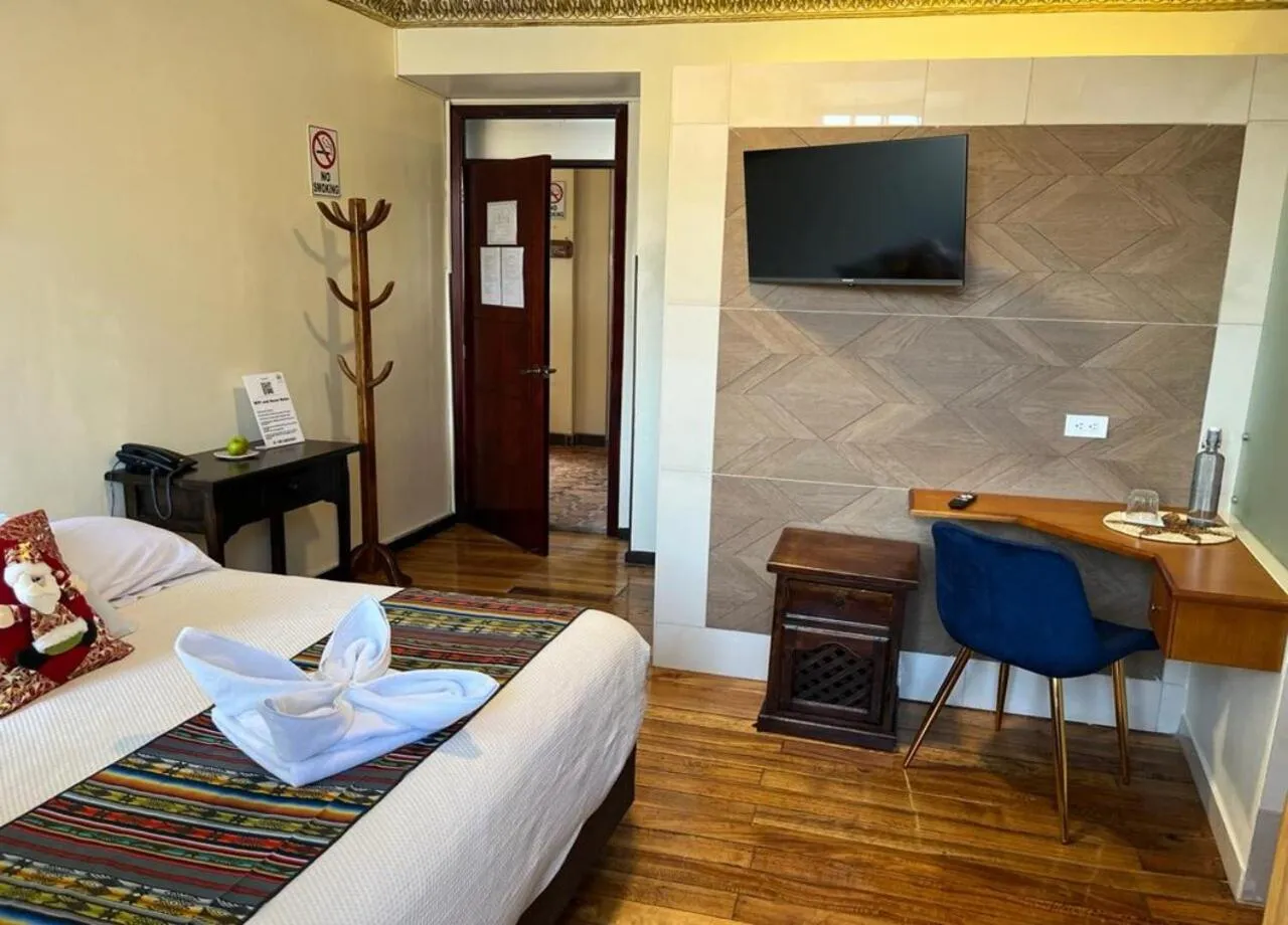 Bed in Friends Hotel & Rooftop - Historic Center & Museums