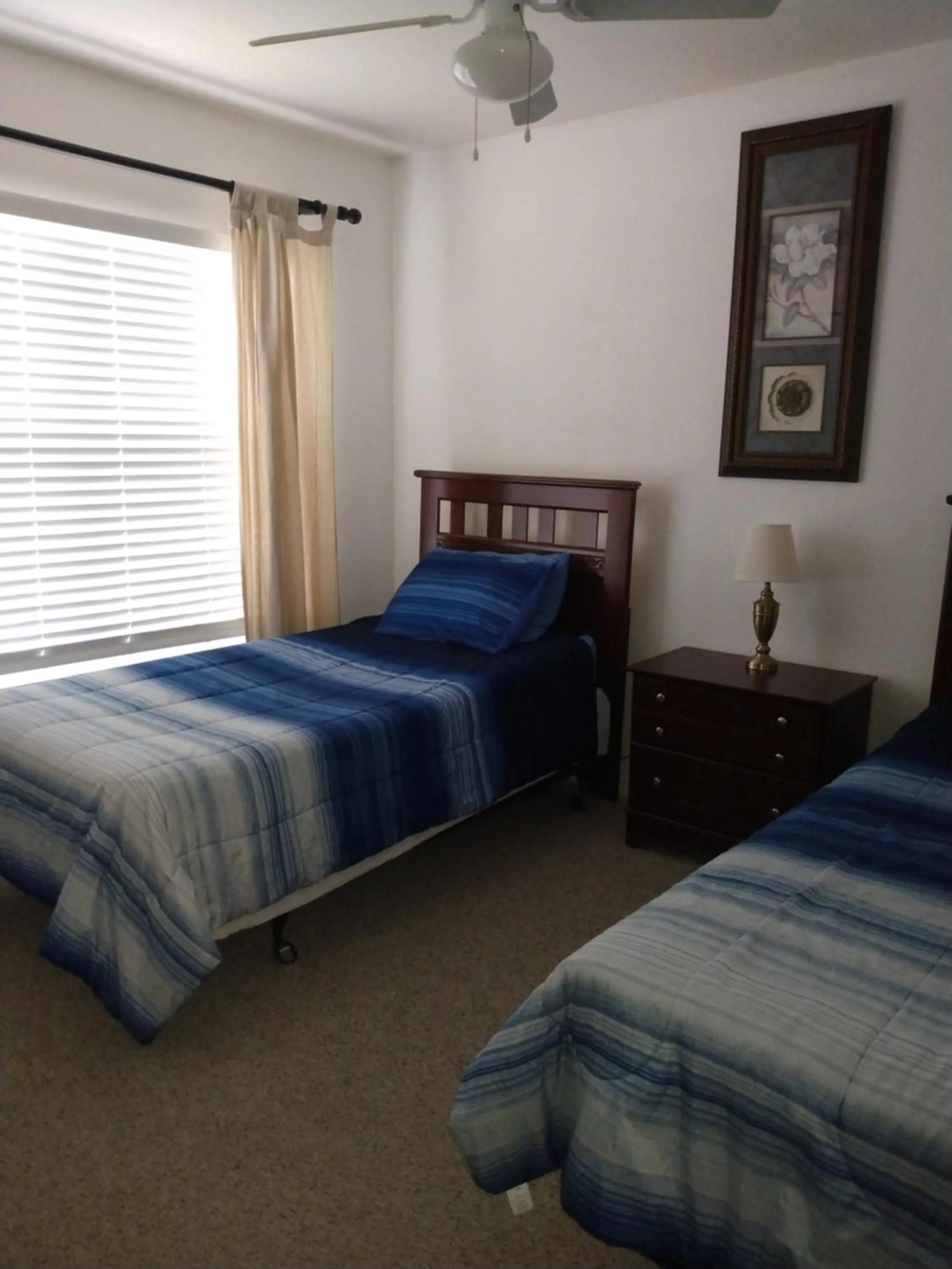 Property building, Bed in True Happiness, Housing Near Disney Word