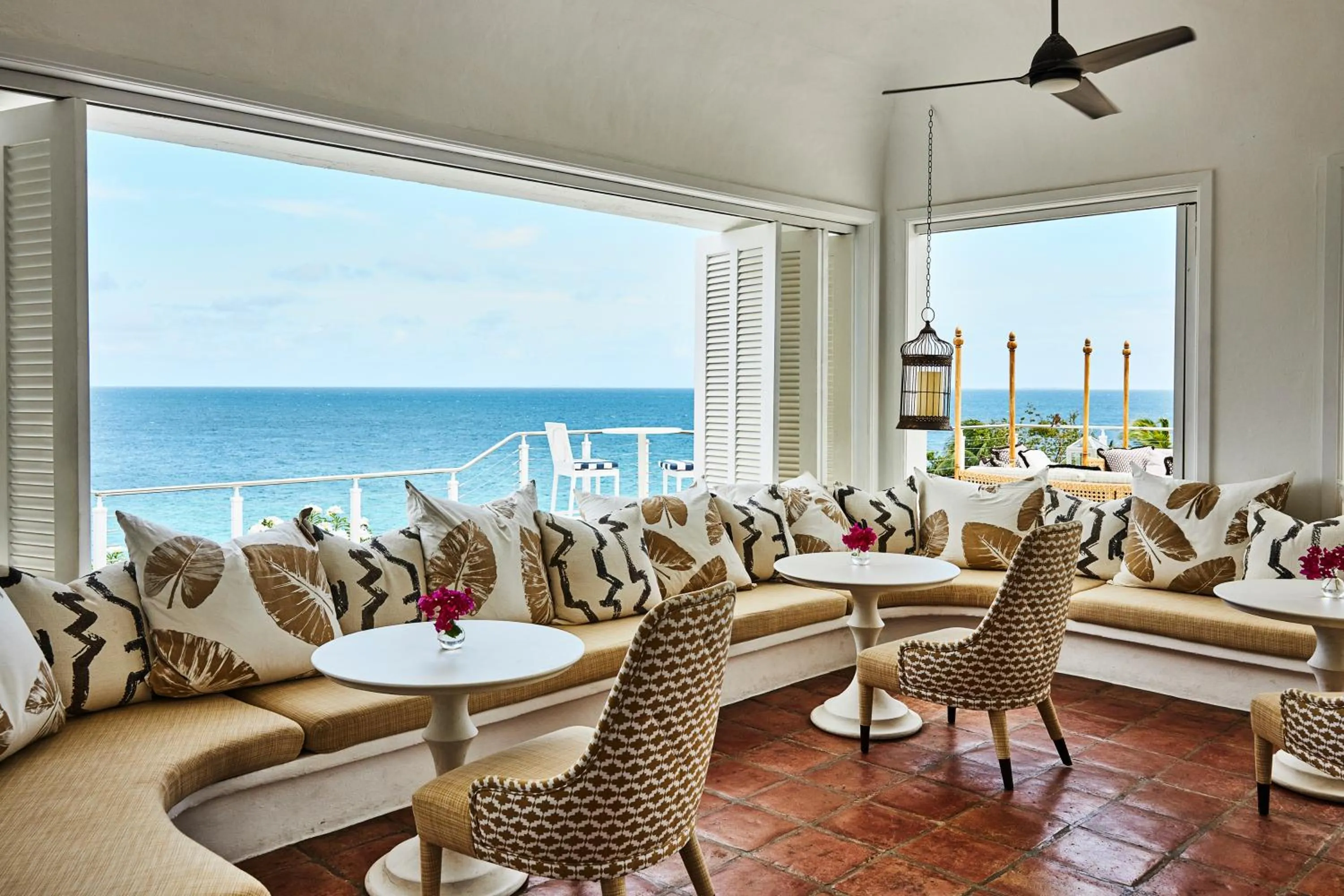 Lounge or bar in Malliouhana Resort Anguilla