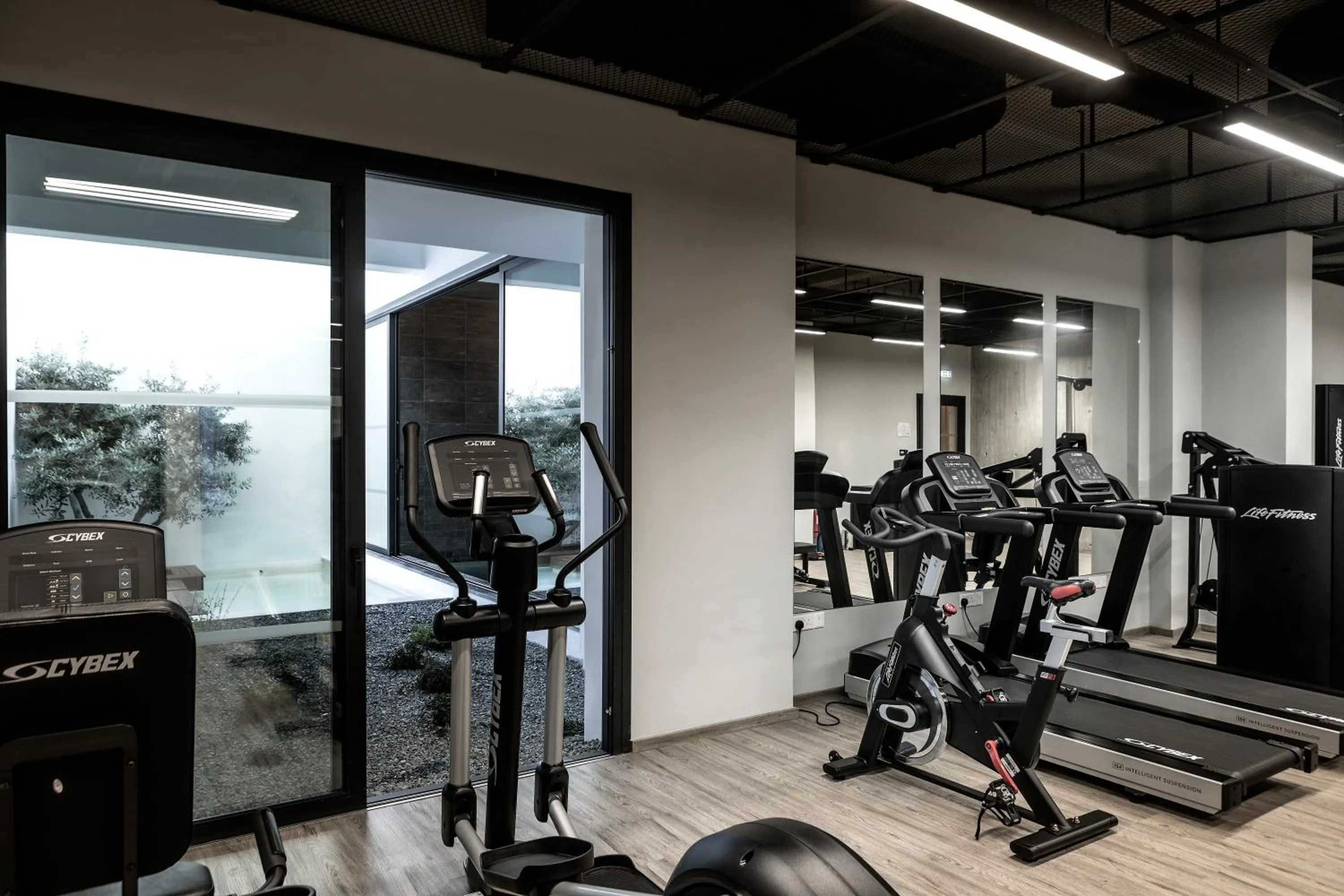 Fitness centre/facilities in Anemi Hotel & Suites