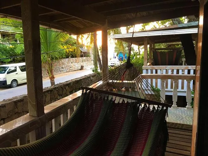 Coconut Tree West End