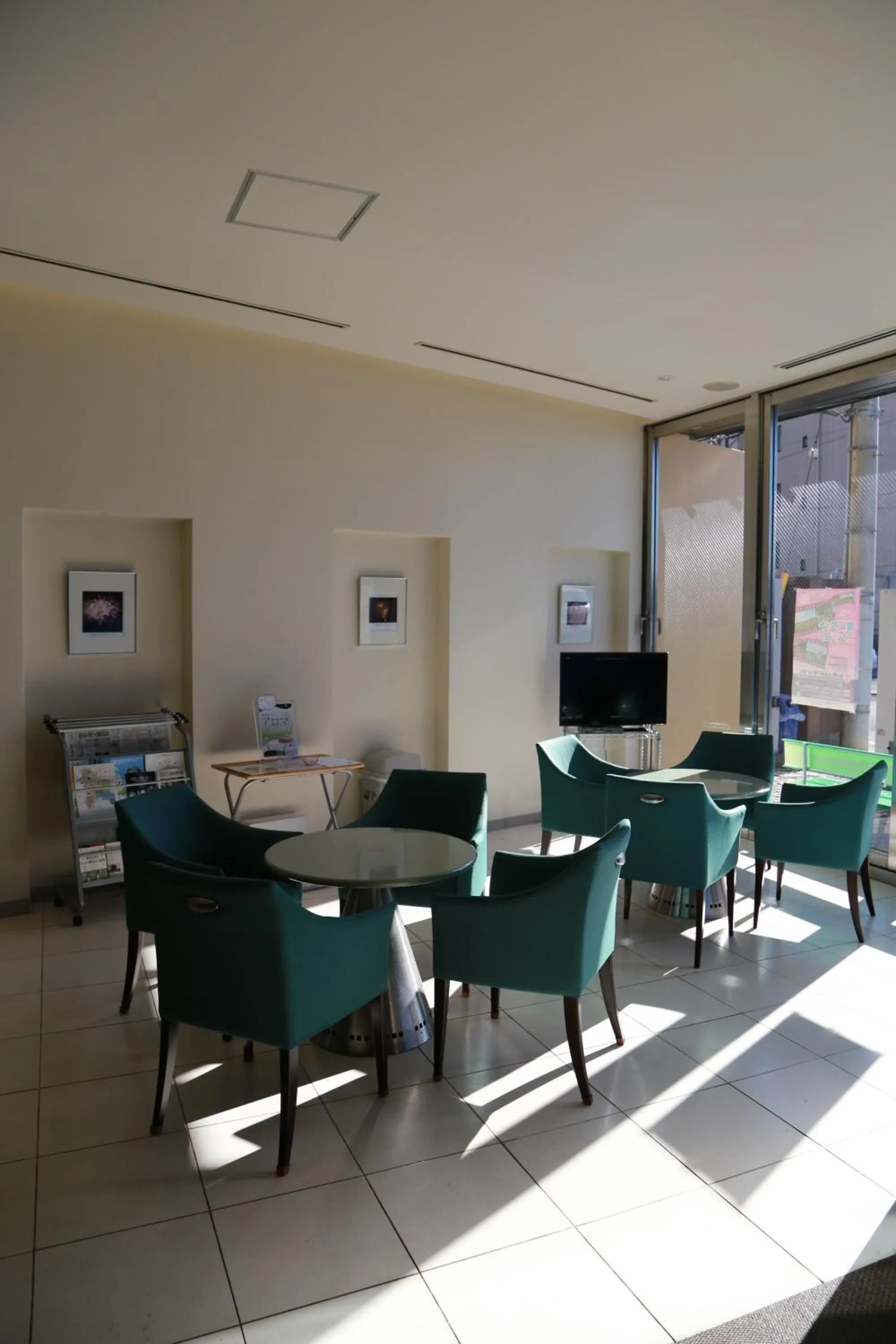 Restaurant/places to eat in Hotel Plaza Arakawaoki