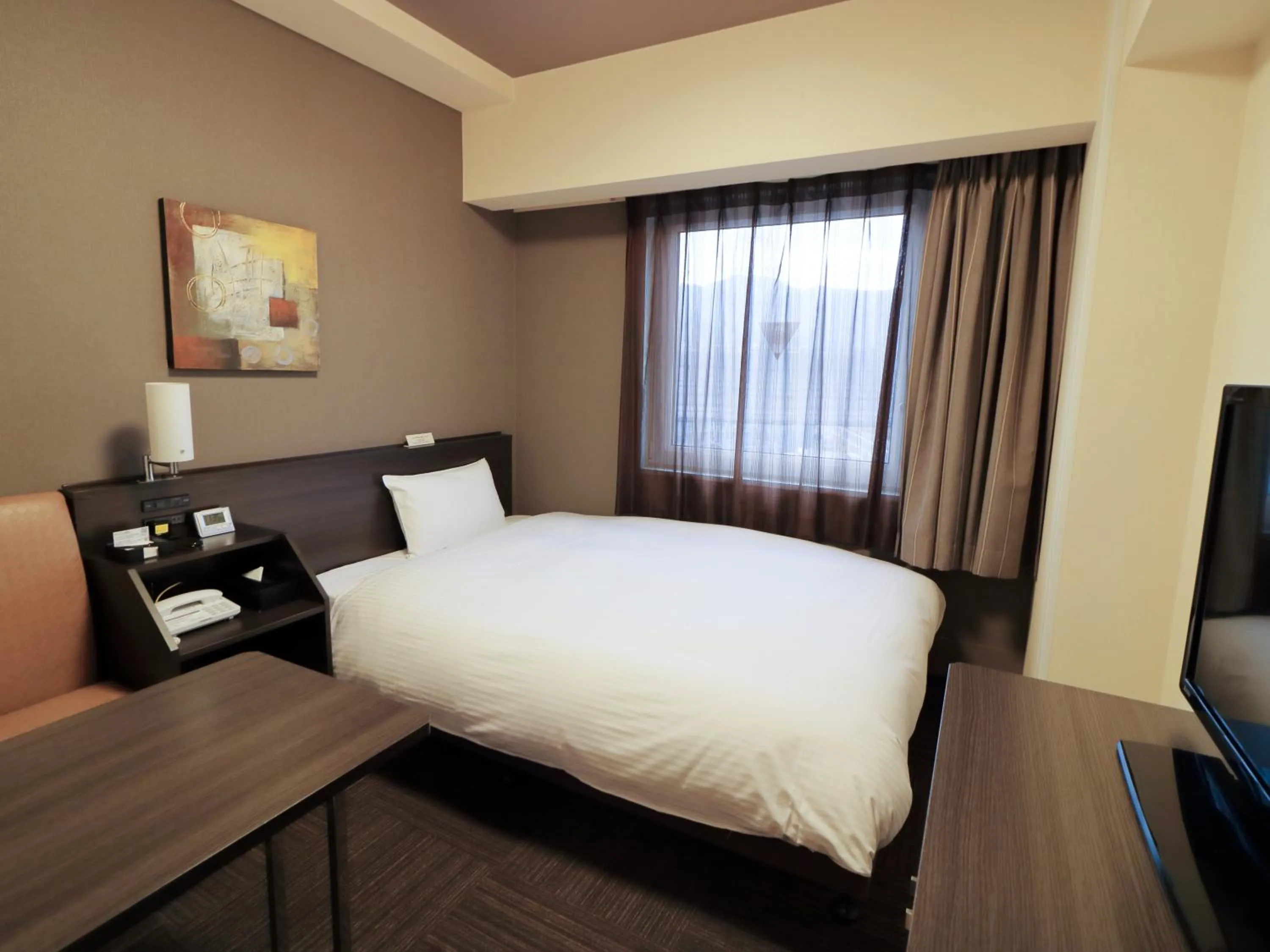 Photo of the whole room, Bed in Hotel Route-Inn Shimizu Inter