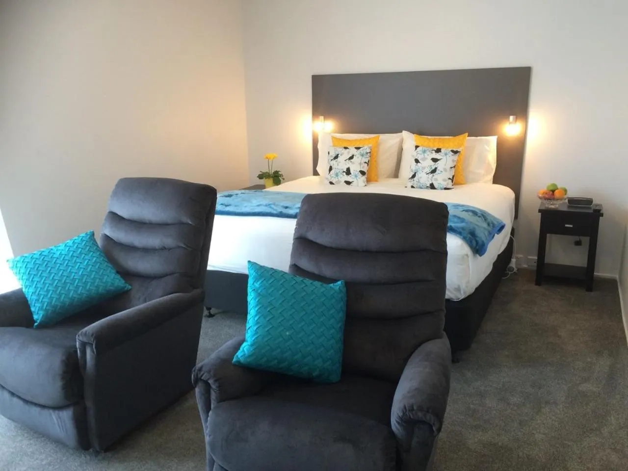 Bed in BKs Premier Motel Hamilton